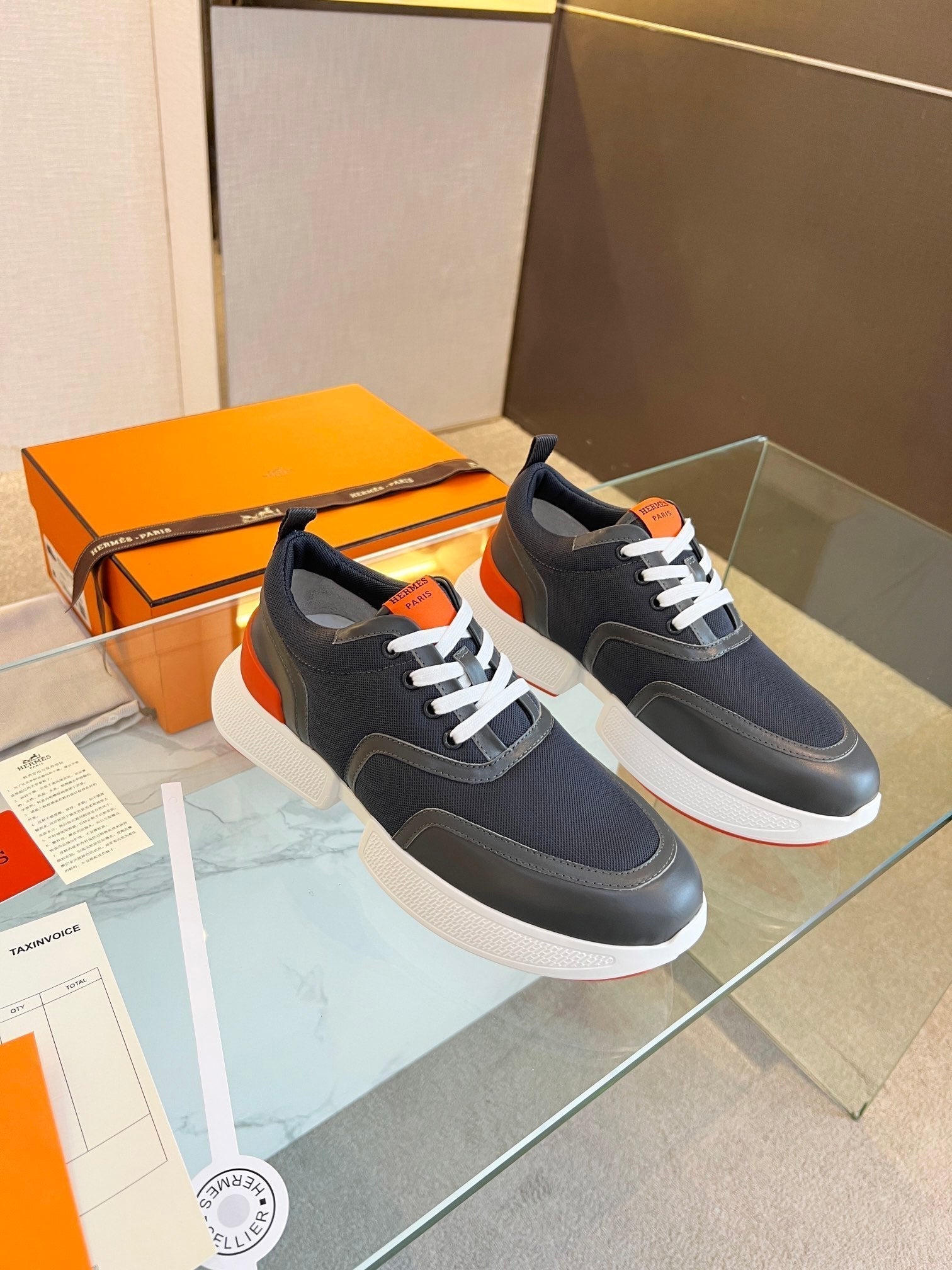 GIGA SNEAKER BLACK CALFSKIN BLACK SOLE