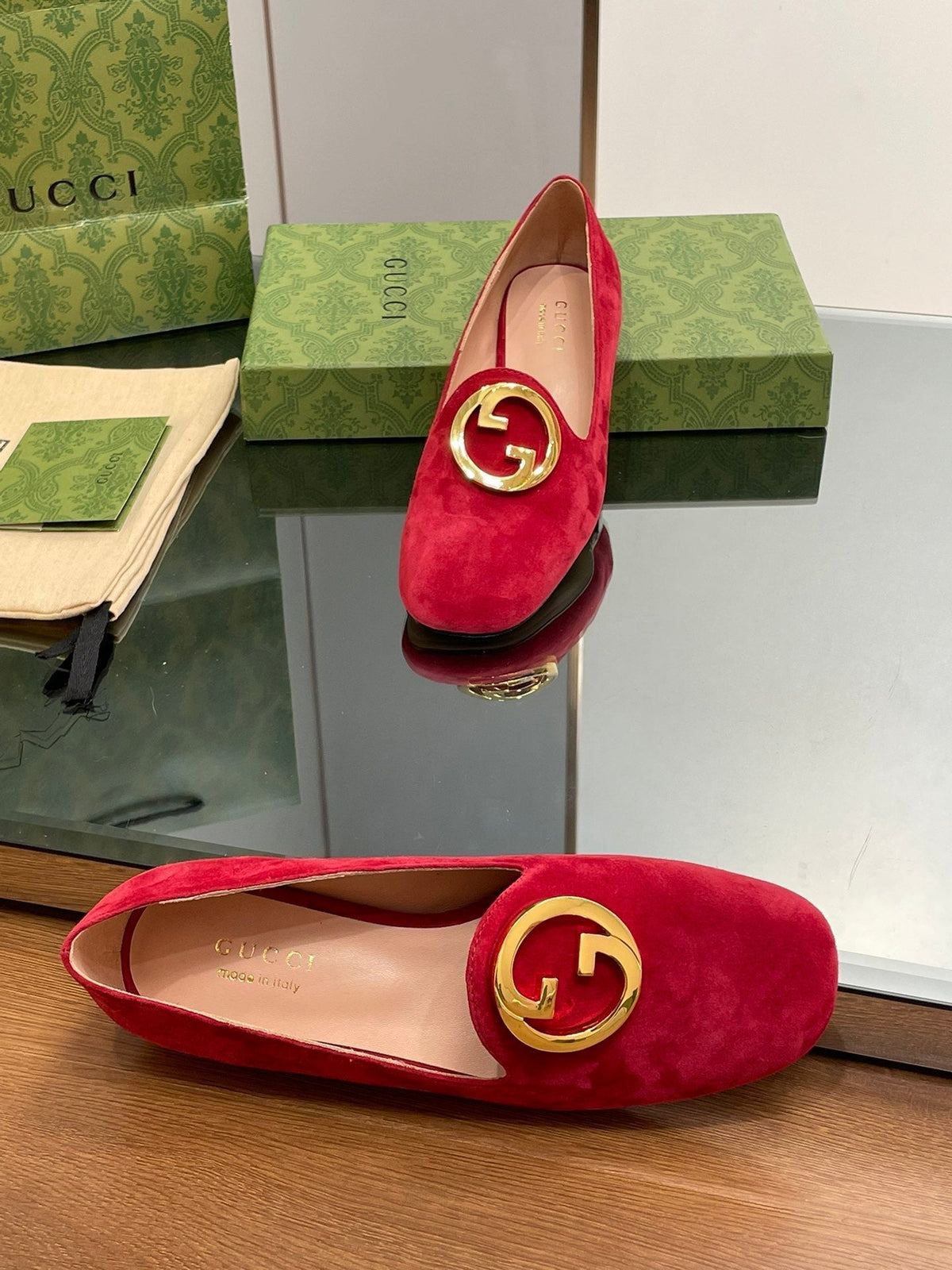 BLONDIE LOGO-PLAQUE LOAFERS IN CRIMSON RED SUEDE