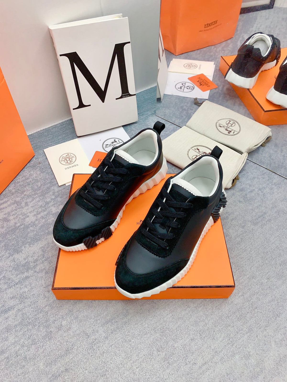HM Bouncing Sneaker In Black Lambskin 106423