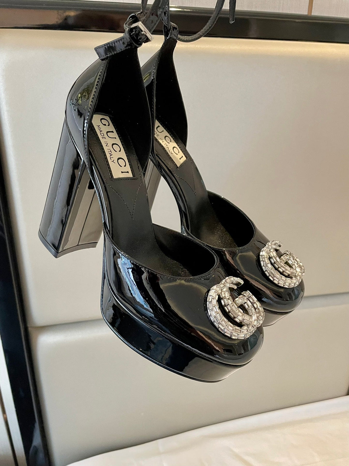 platform pump 12cm with double g black patent leather