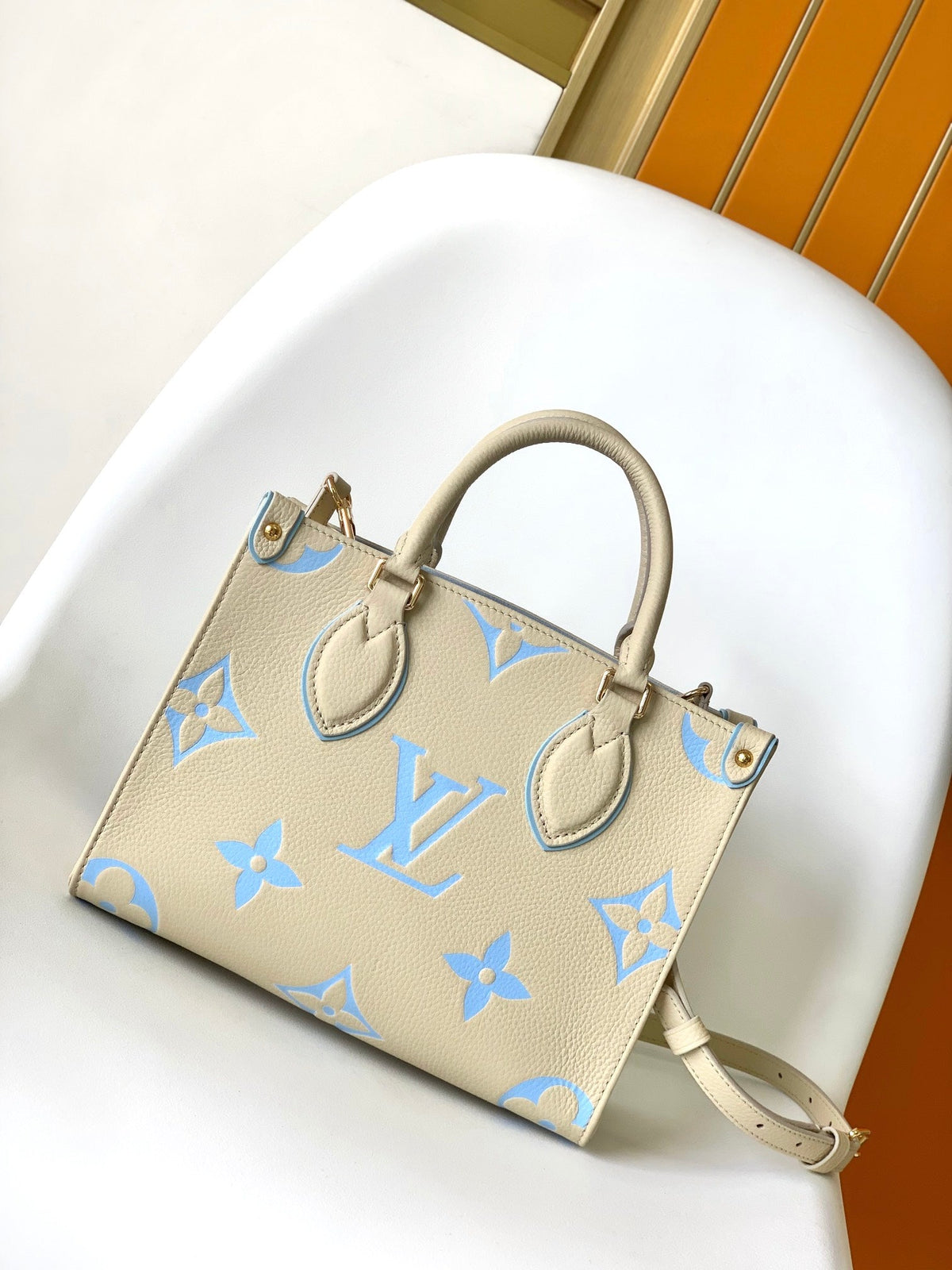 ONTHEGO PM 25CM CREAM BLUE