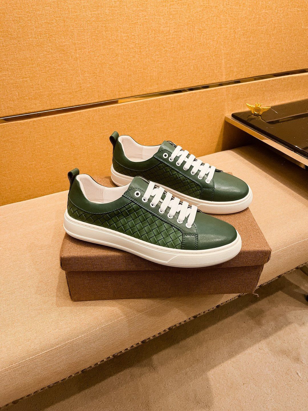 GG Men's Sneaker Green Cowhide 729093