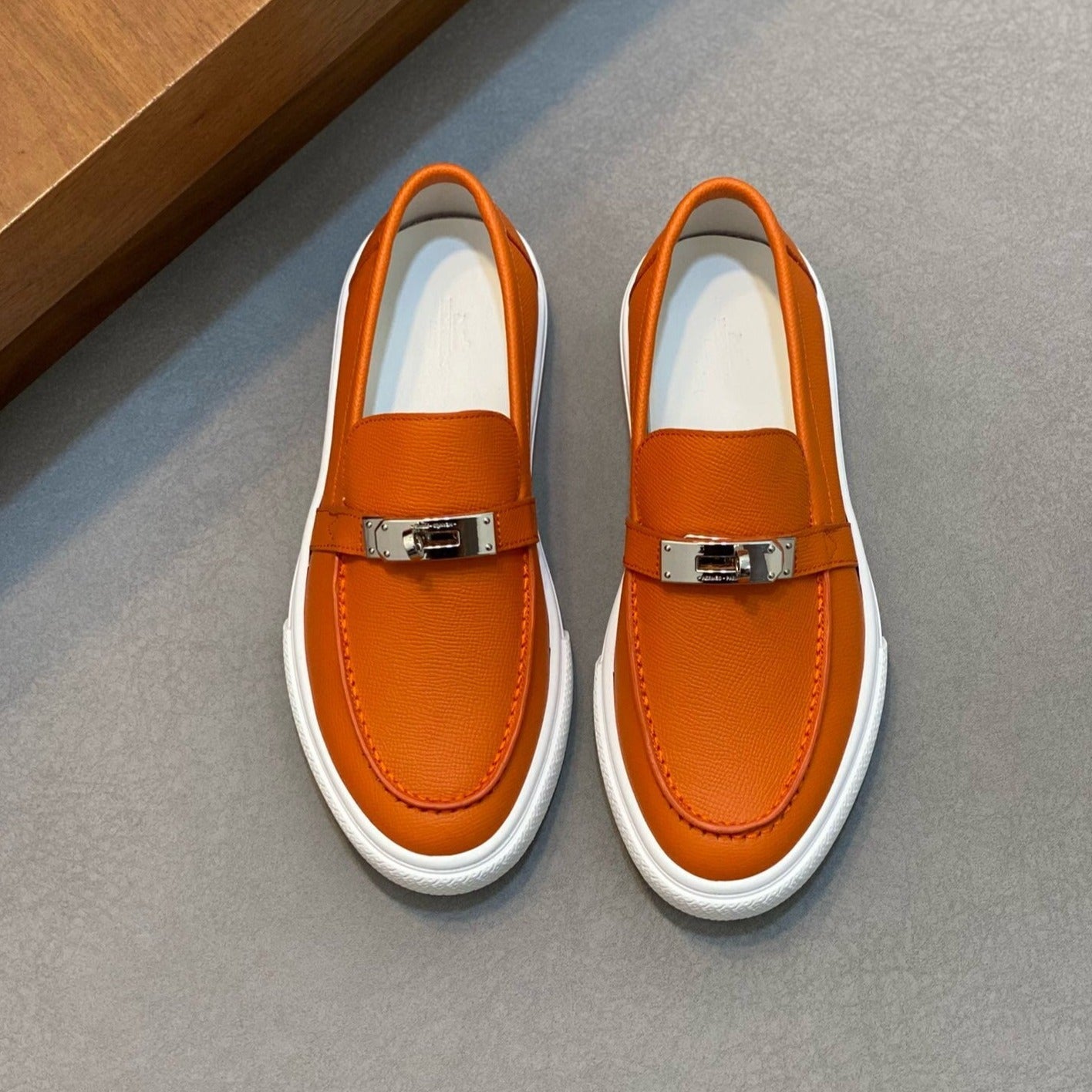 HM GAME SLIP-ON SNEAKER TIGER CALFSKIN