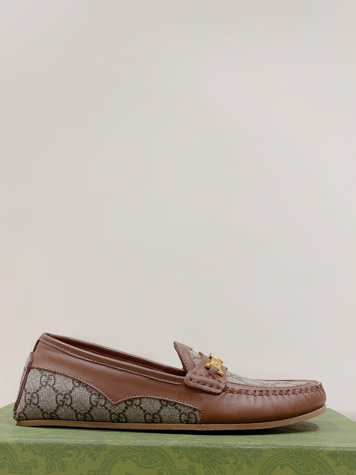GG Men's Alessandro Loafer Brown Cowhide 557580