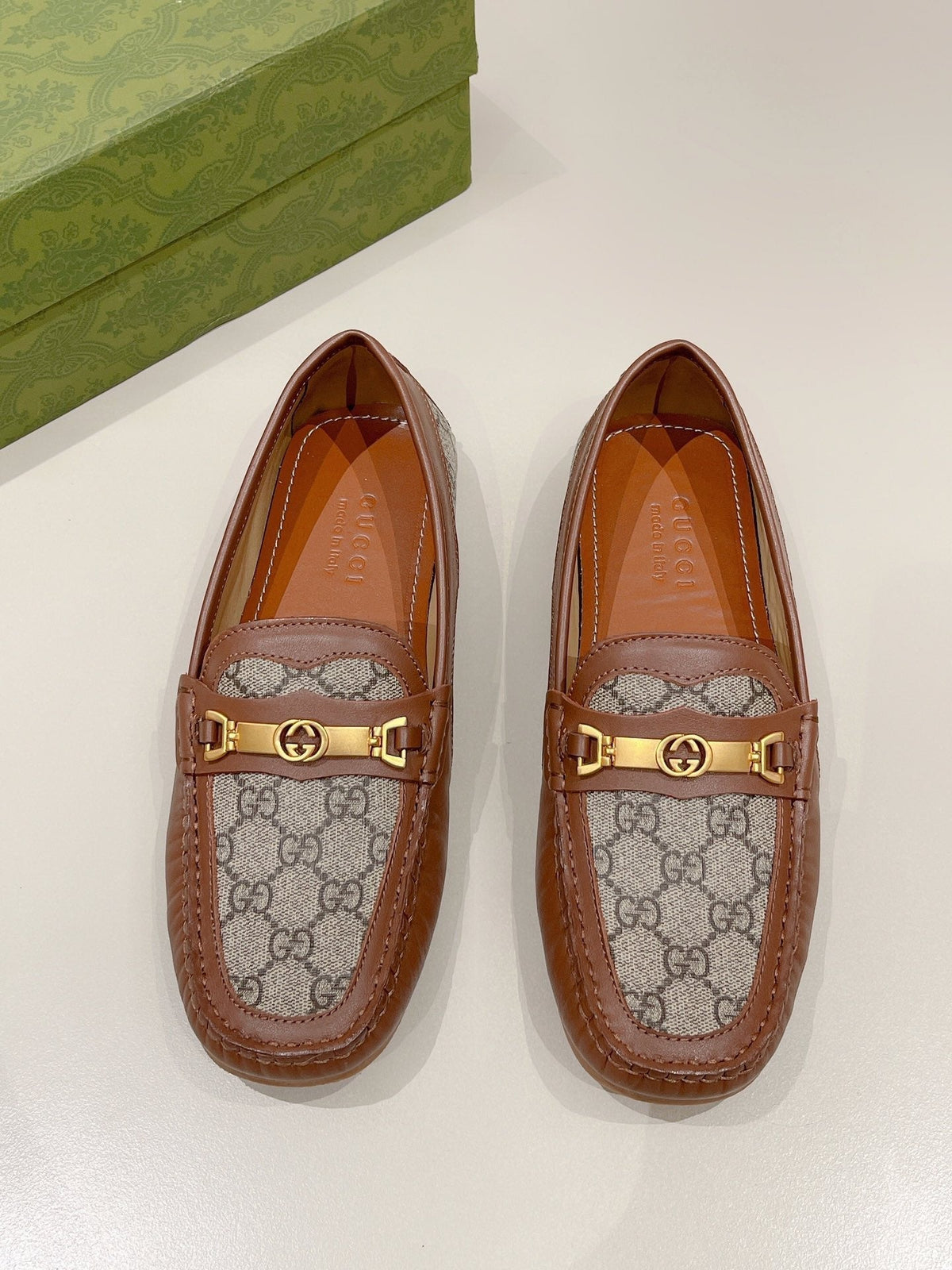 GG Men's Alessandro Loafer Brown Cowhide 557580