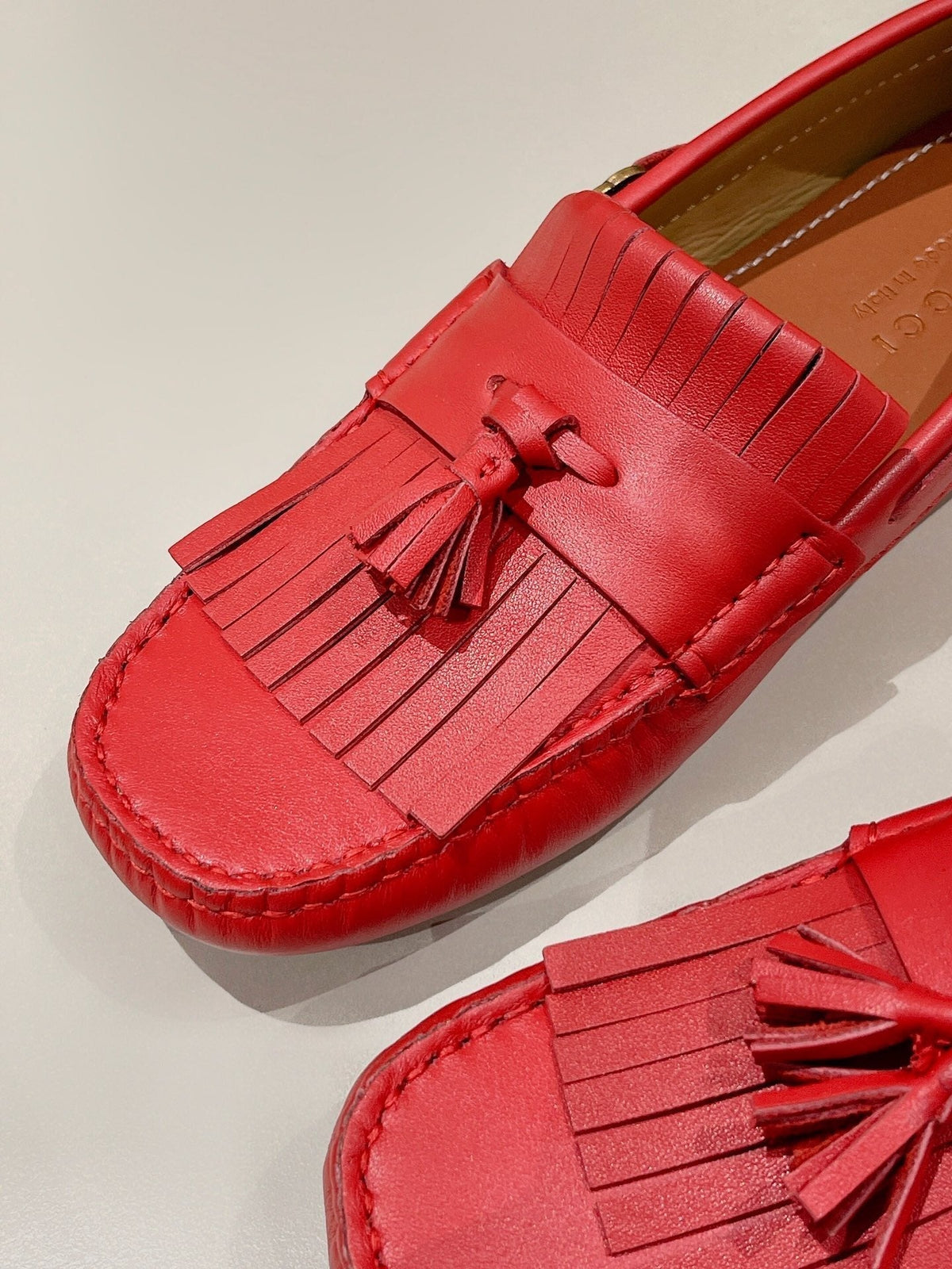 GG Men's Tassel Loafer Red Calfskin 561801