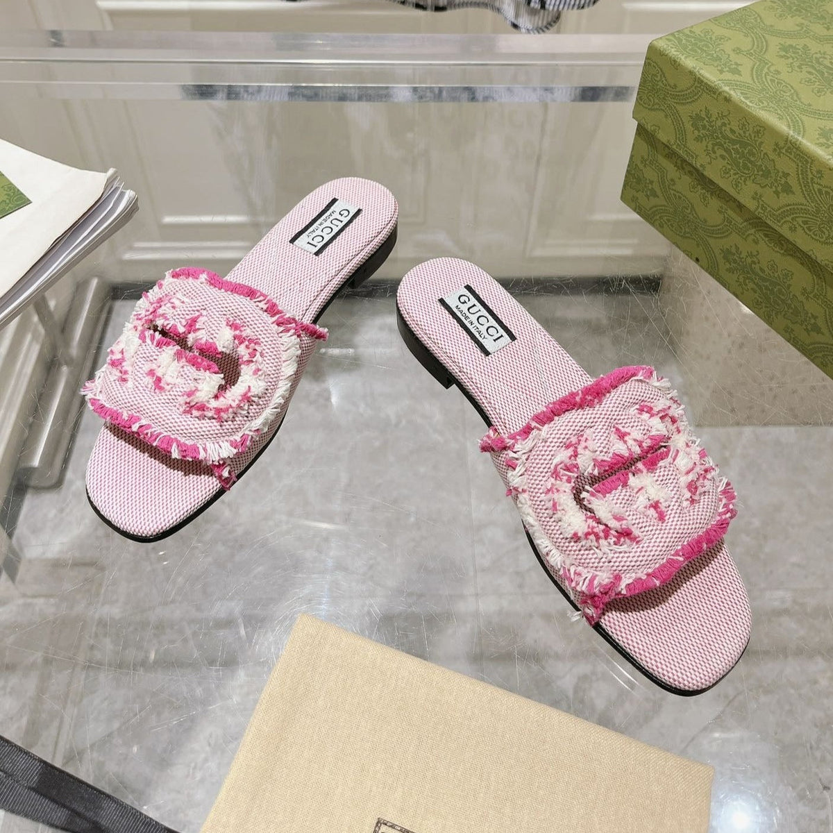 GG  Interlocking double G hollow slippers Neon pink