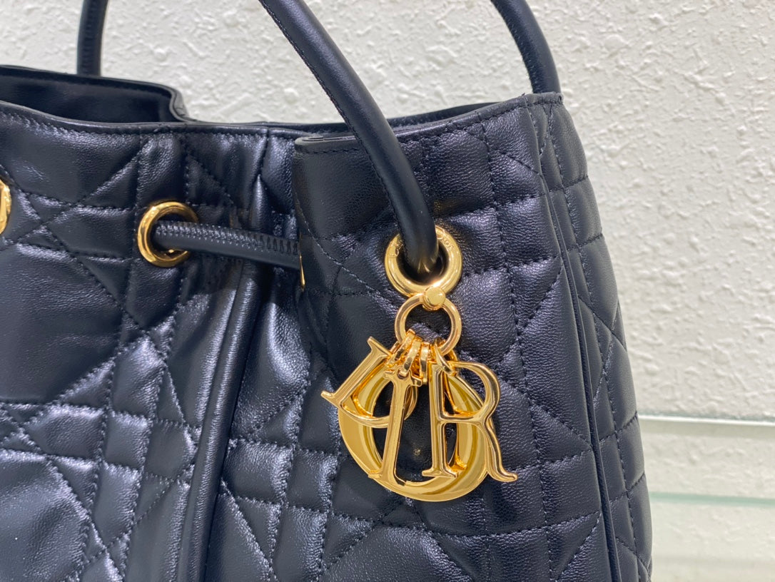 meidum cd nolita 27cm black macrocannage lambskin