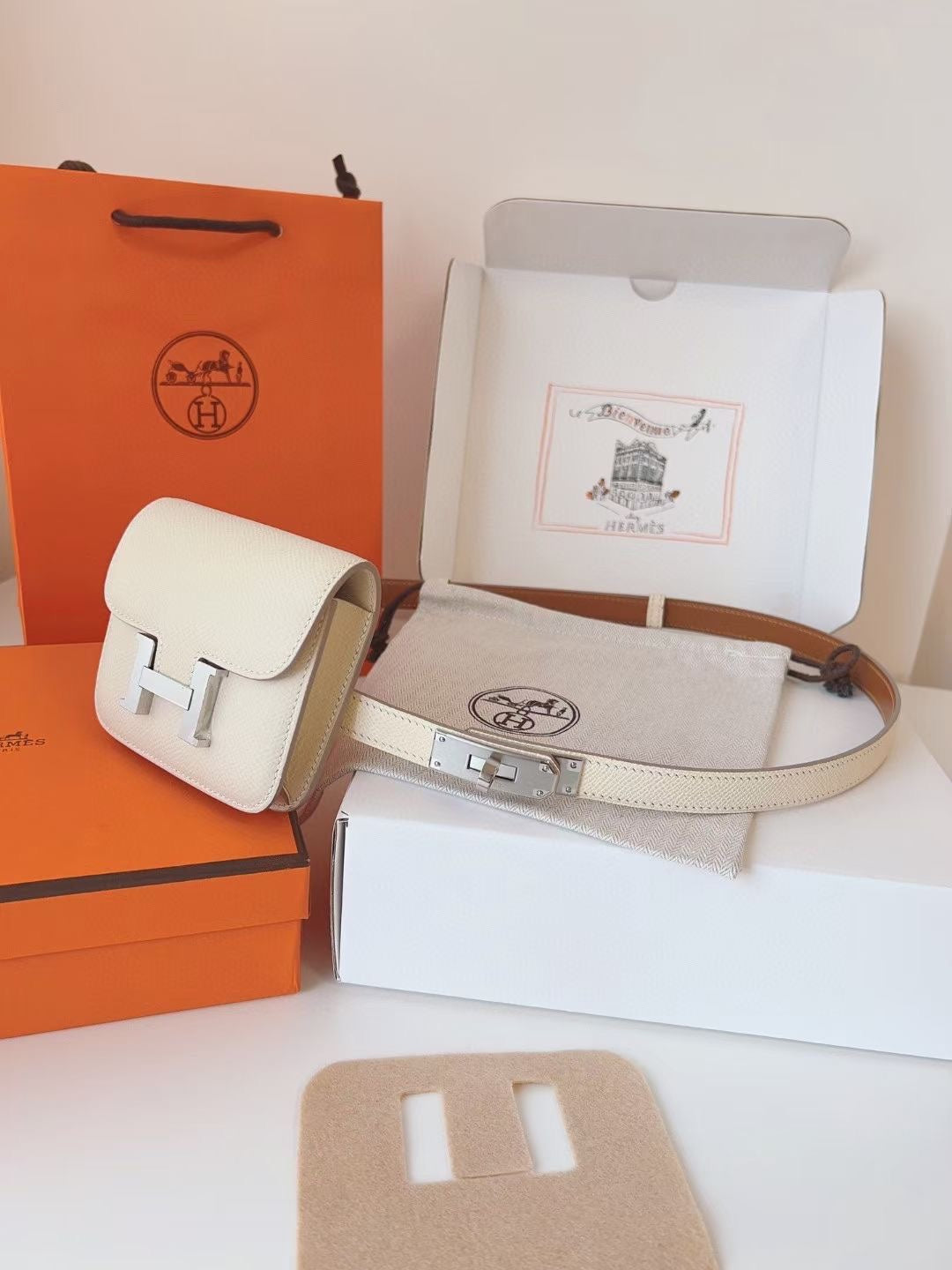 hm kelly belt 18mm with constance slim white epsom silver hardware