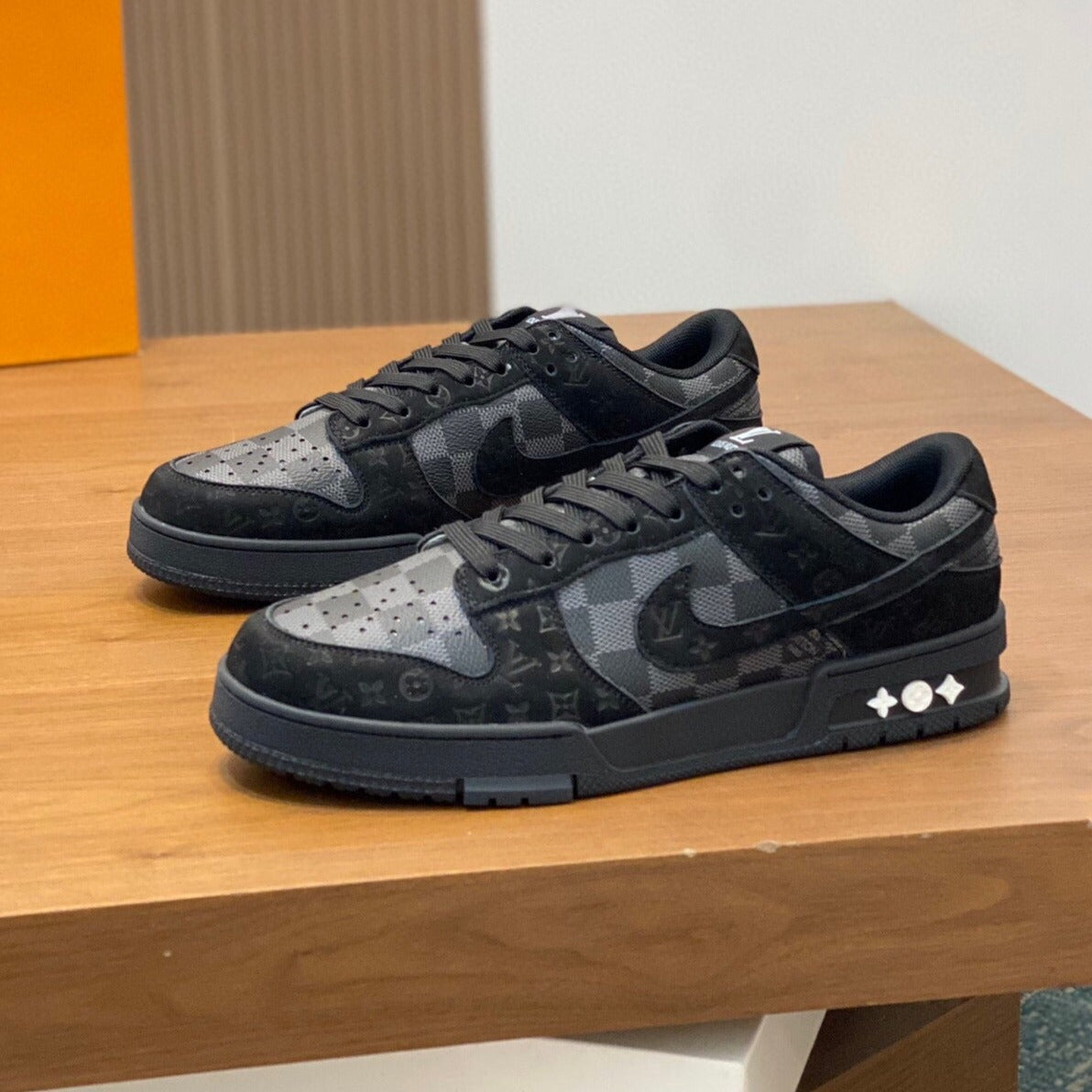 AIR TRAINER IN BLACK DAMIER CALFSKIN