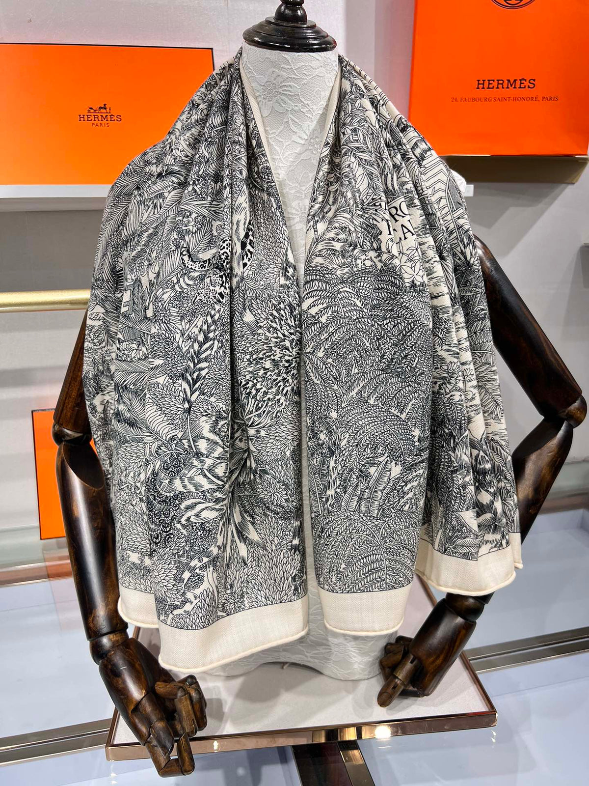 Faubourg Tropical Scarf 135 CM Black White Cashmere And Silk