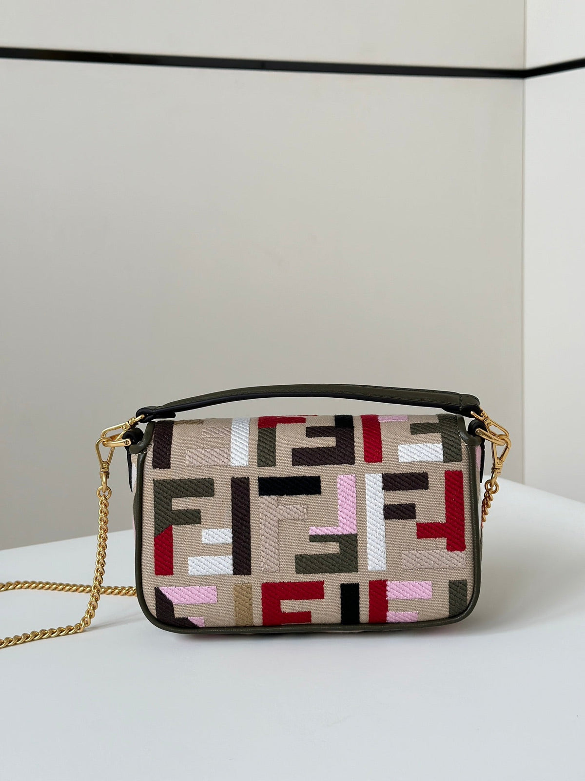BAGUETTE CANVAS 19 BAG WITH MULTICOLOUR FF EMBROIDERY GOLD HARDWARE