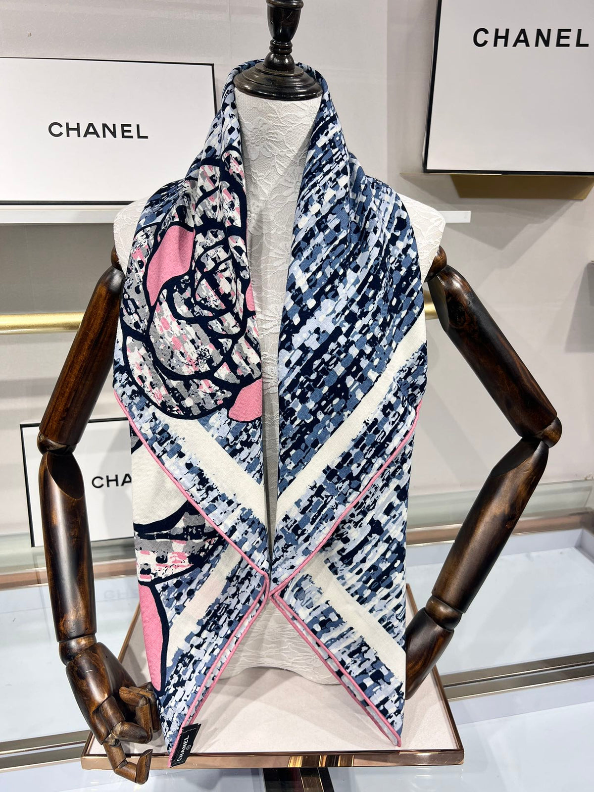 CC Scarf 110 CM In Colorful Cashmere Silk  413605