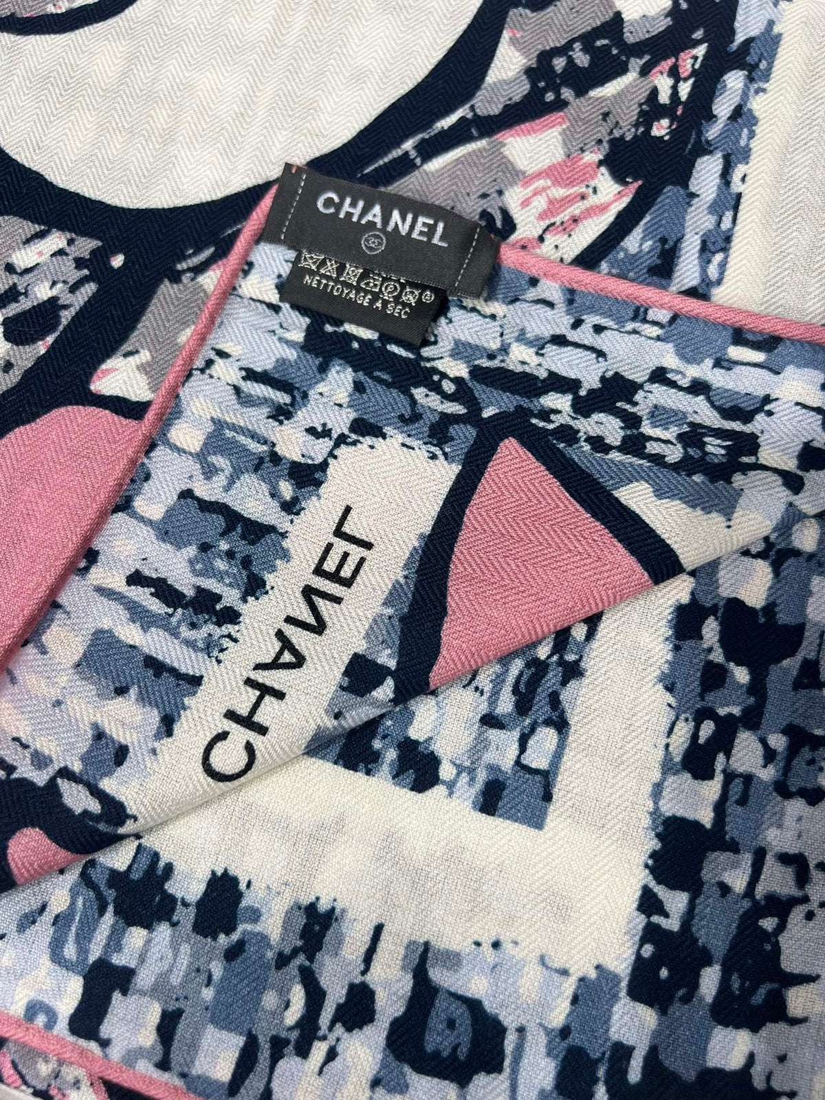 CC Scarf 110 CM In Colorful Cashmere Silk  413605