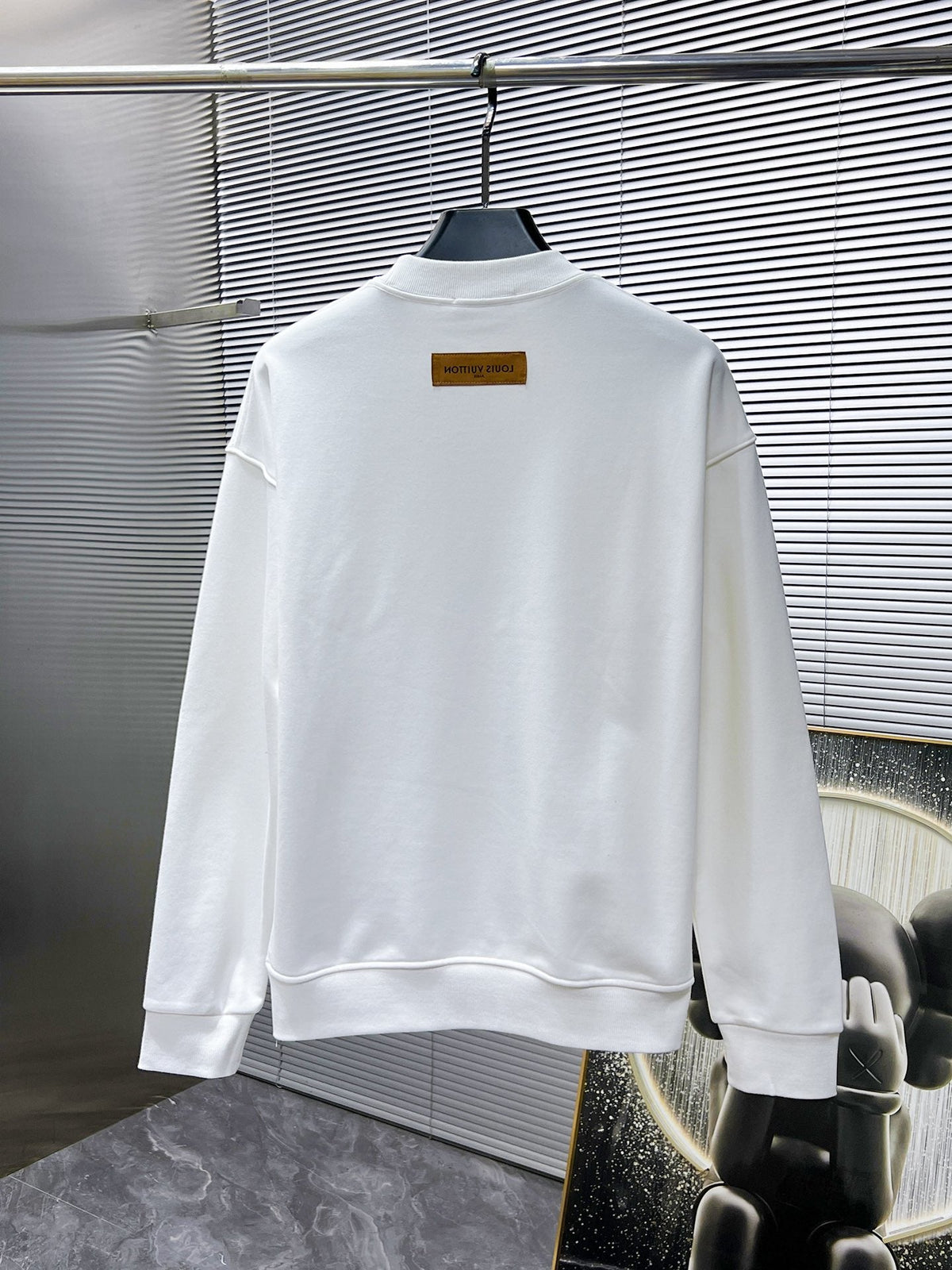 LV SWEATER IN WHITE POLYAMIDE FABRIC 238800