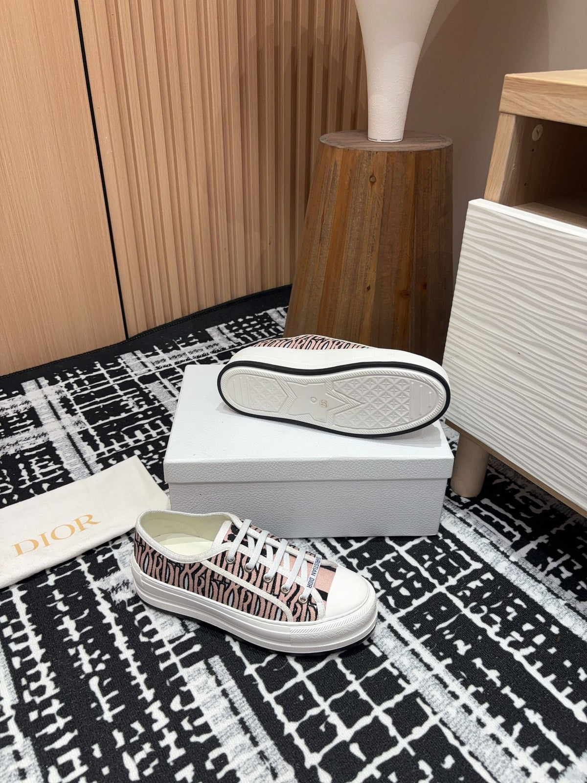 CD Walk'n'Dior Platform Sneaker Pale Pink Miss Canvas