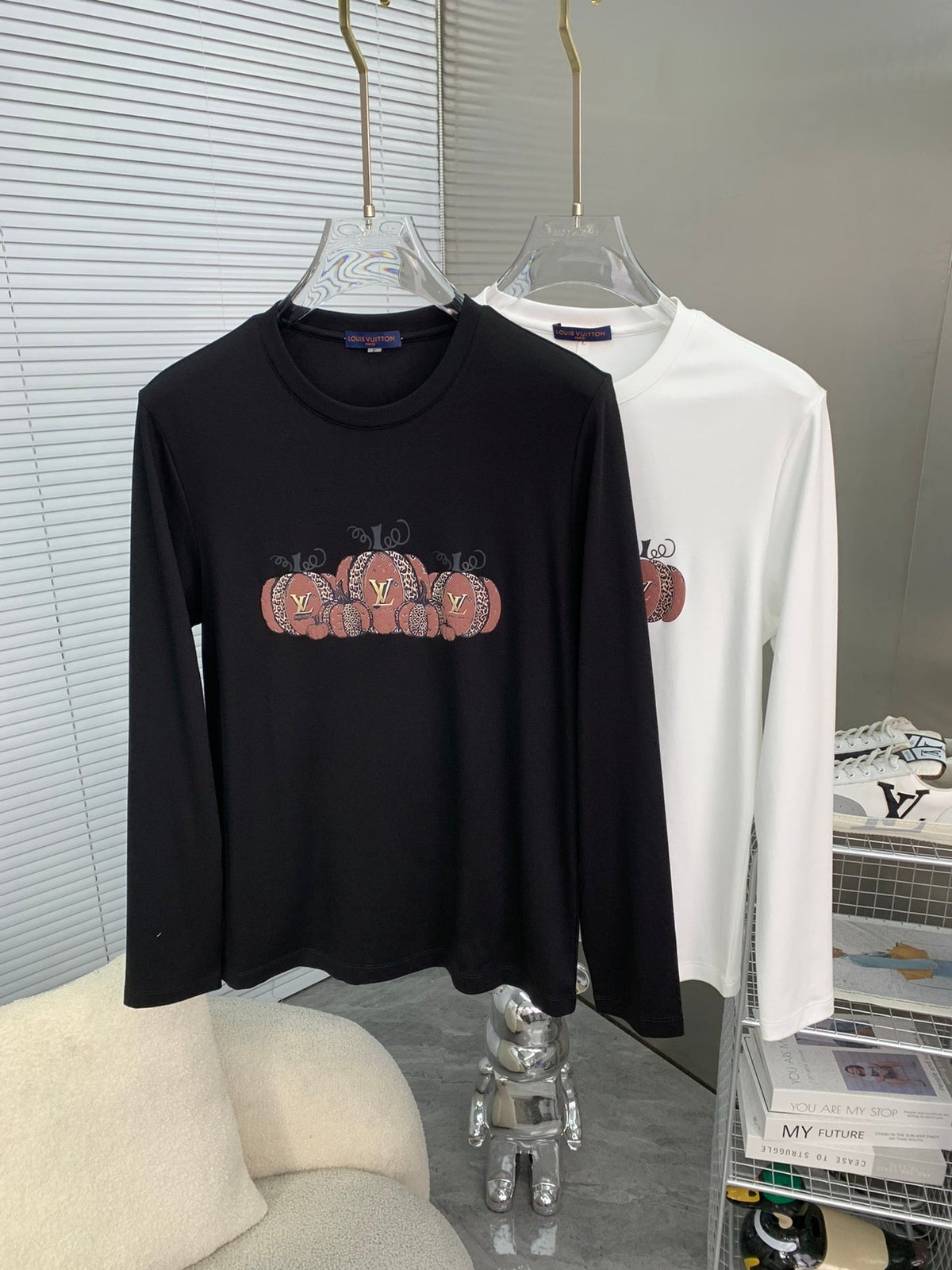 LONG-SLEEVE T-SHIRT BLACK COTTON 239578