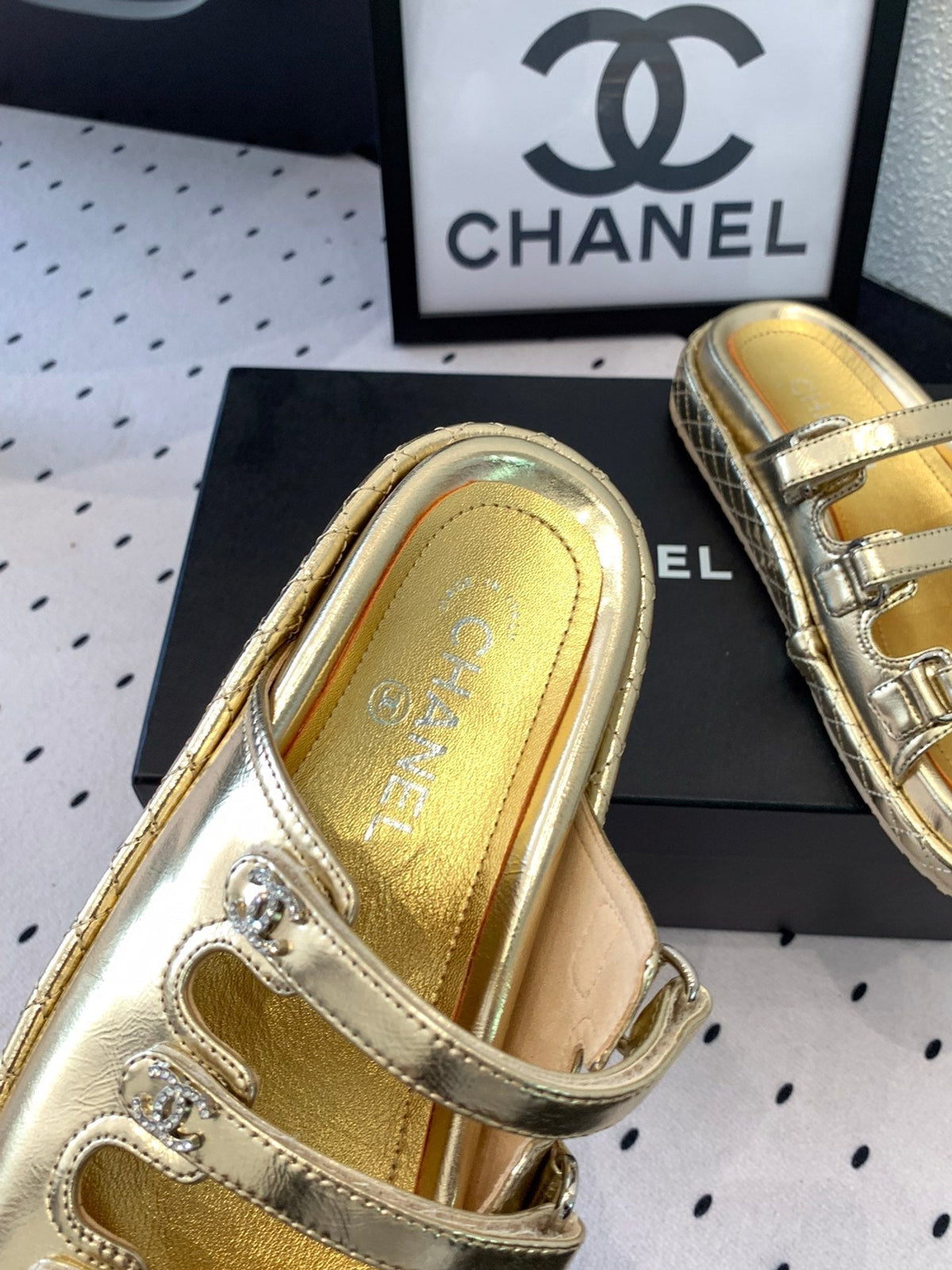 CC Slippers Gold Lambskin 146995