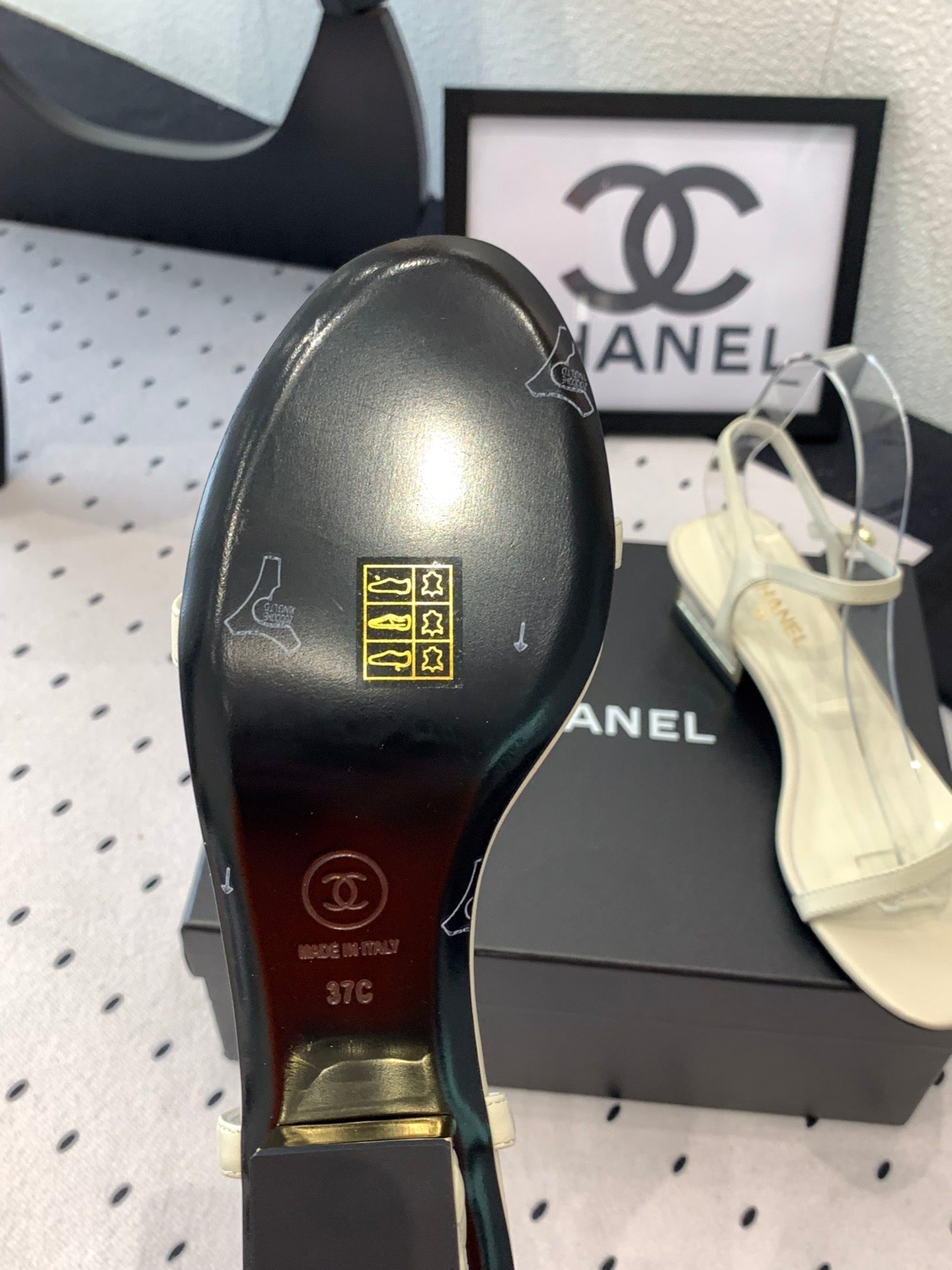 CC Sandal In White Lambskin 147089