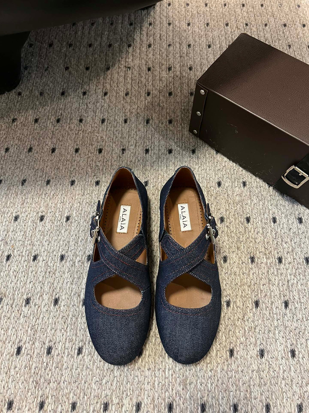Alaia 25 Criss Cross With Stud Ballet Flats Denim Blue Sheepskin 303695