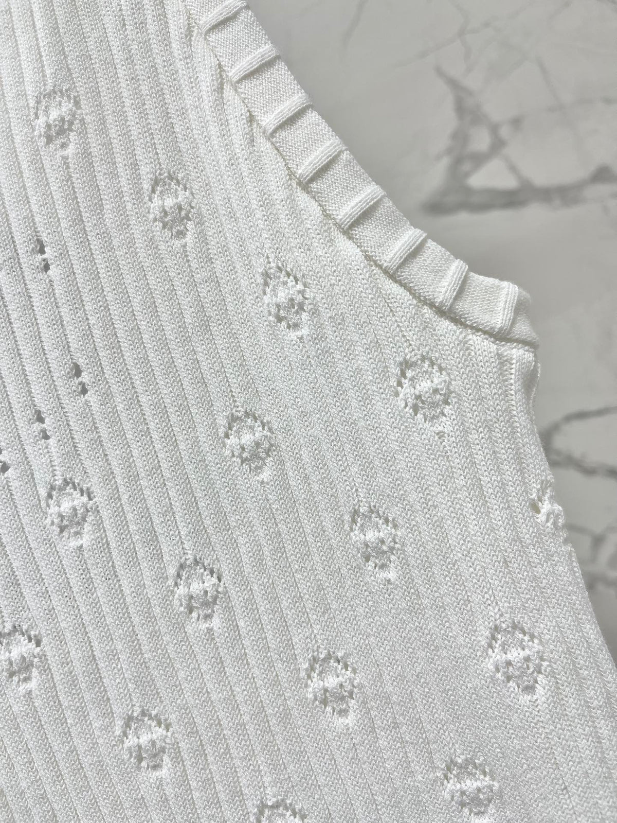 CC White Knitted Fabric Vest