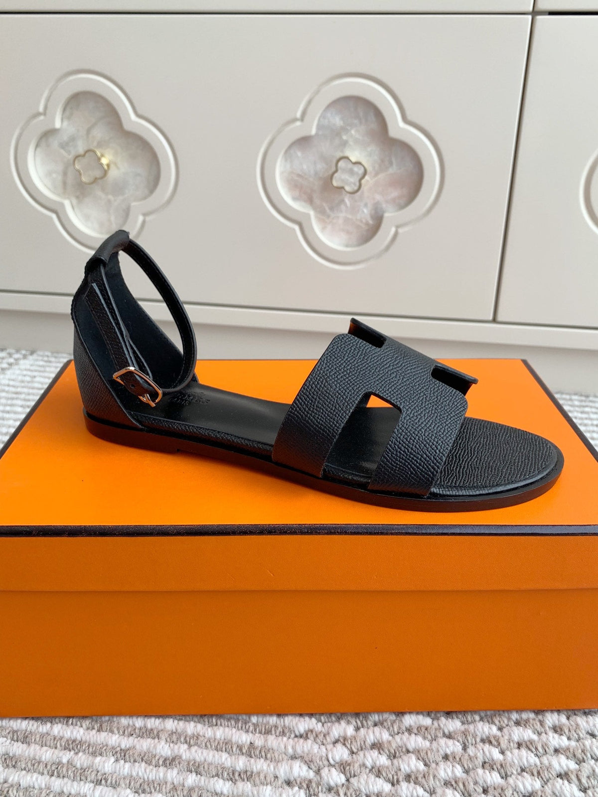HM Santorini Sandal Black Cowhide 291382