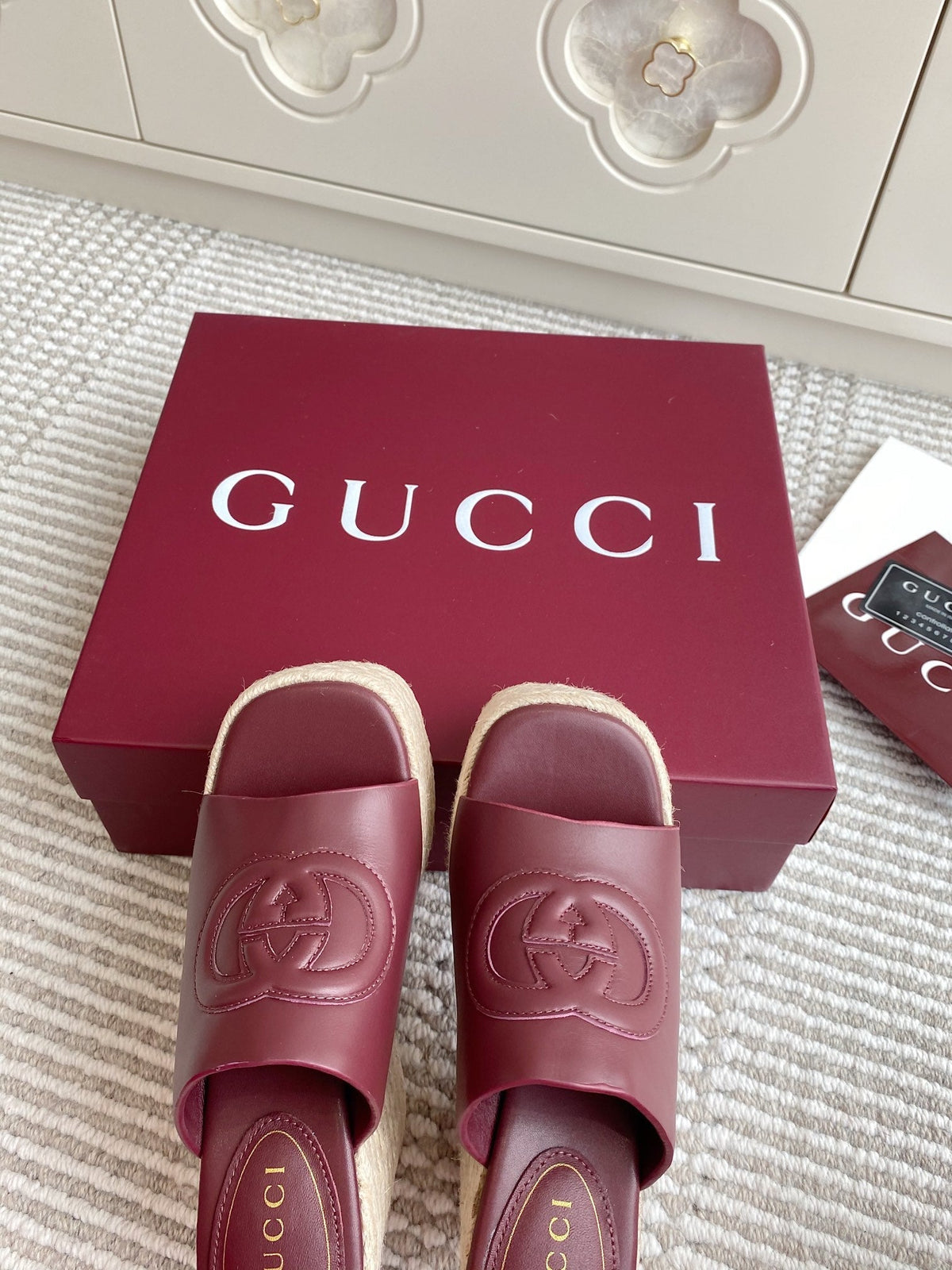 GC 25 Interlocking G Sandal Red Burgundy Cord Cowhide 291033