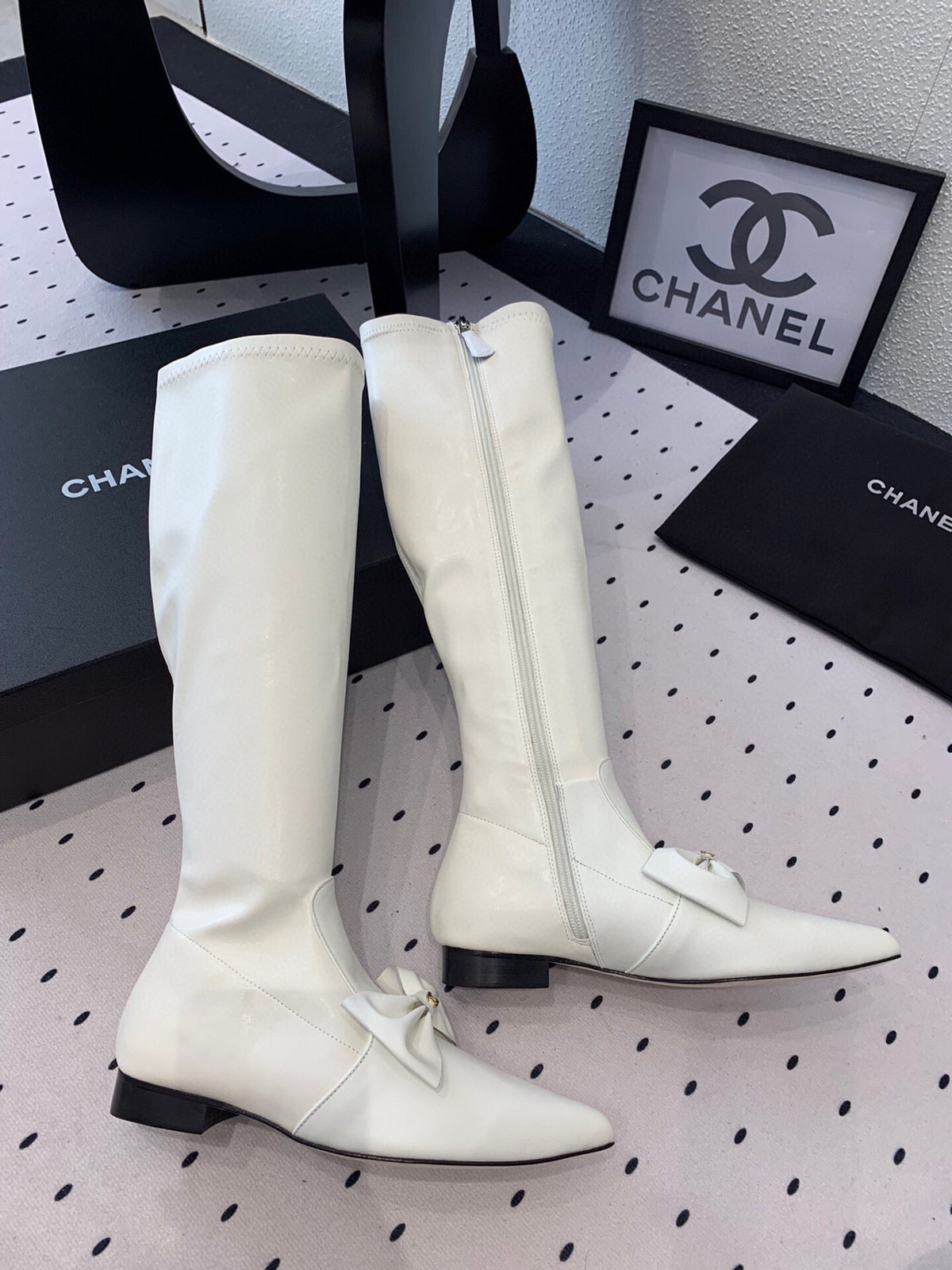 CC 25 Bow-knot Boot White Sheepskin 514068