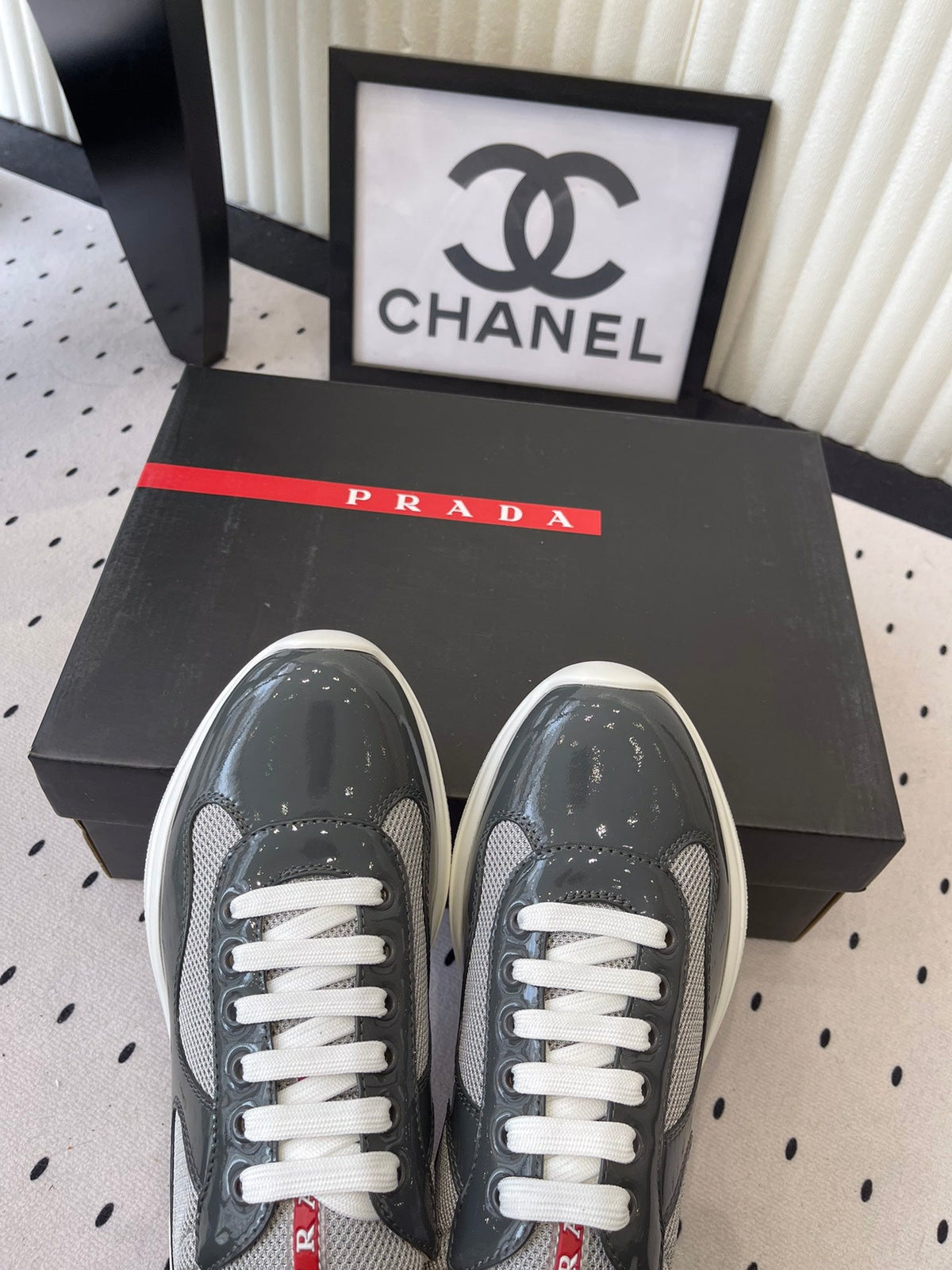 Pra 2025 Sneaker Dark Gray Patent Leather Mesh 554584