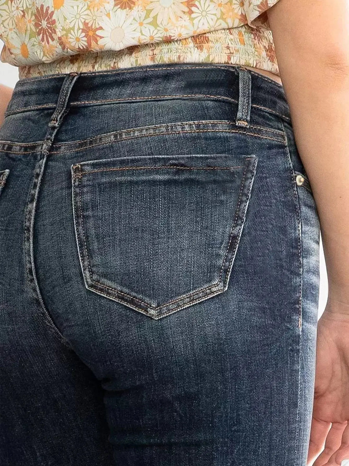 Ladies Mid Waist Slim Fit Stretch Retro Flared Jeans hercurva