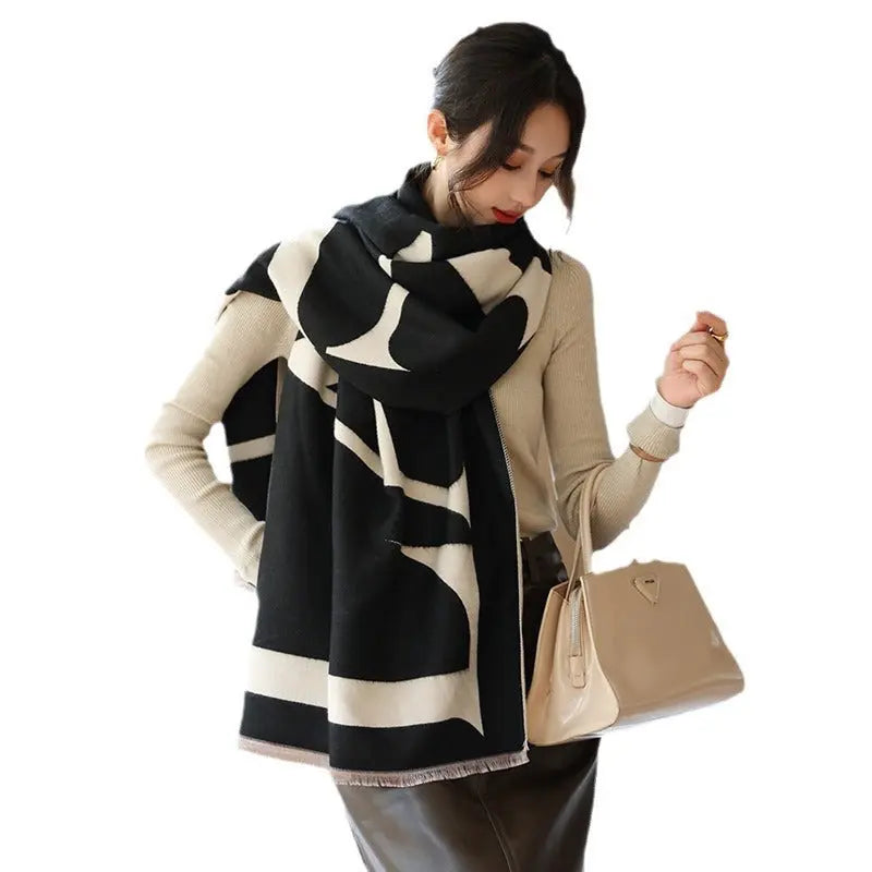 Female Versatile Fashion Thickened Warm Cashmere Scarf hercurva