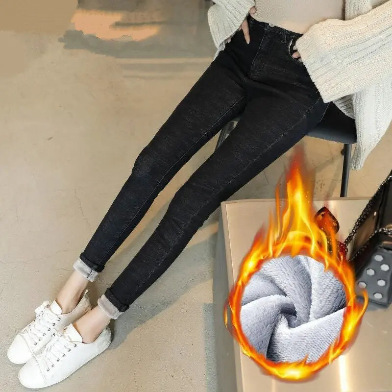Women Thermal Jeans Winter Snow Warm Plush Stretch Jeans Lady Skinny Thicken Fleece Denim Long Pants Retro Blue Pencil Trousers hercurva