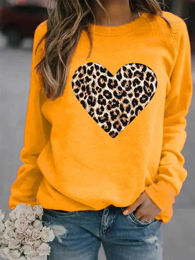 Leopard Love Printed Hoodless Plush Long Sleeve Sweater hercurva