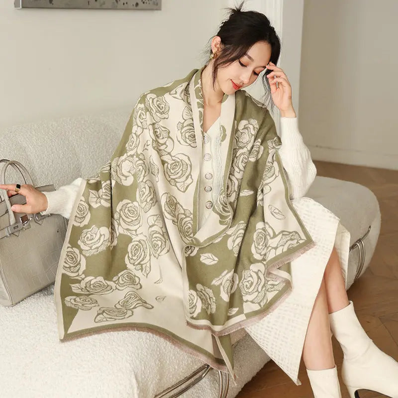 Female Versatile Fashion Thickened Warm Cashmere Scarf hercurva