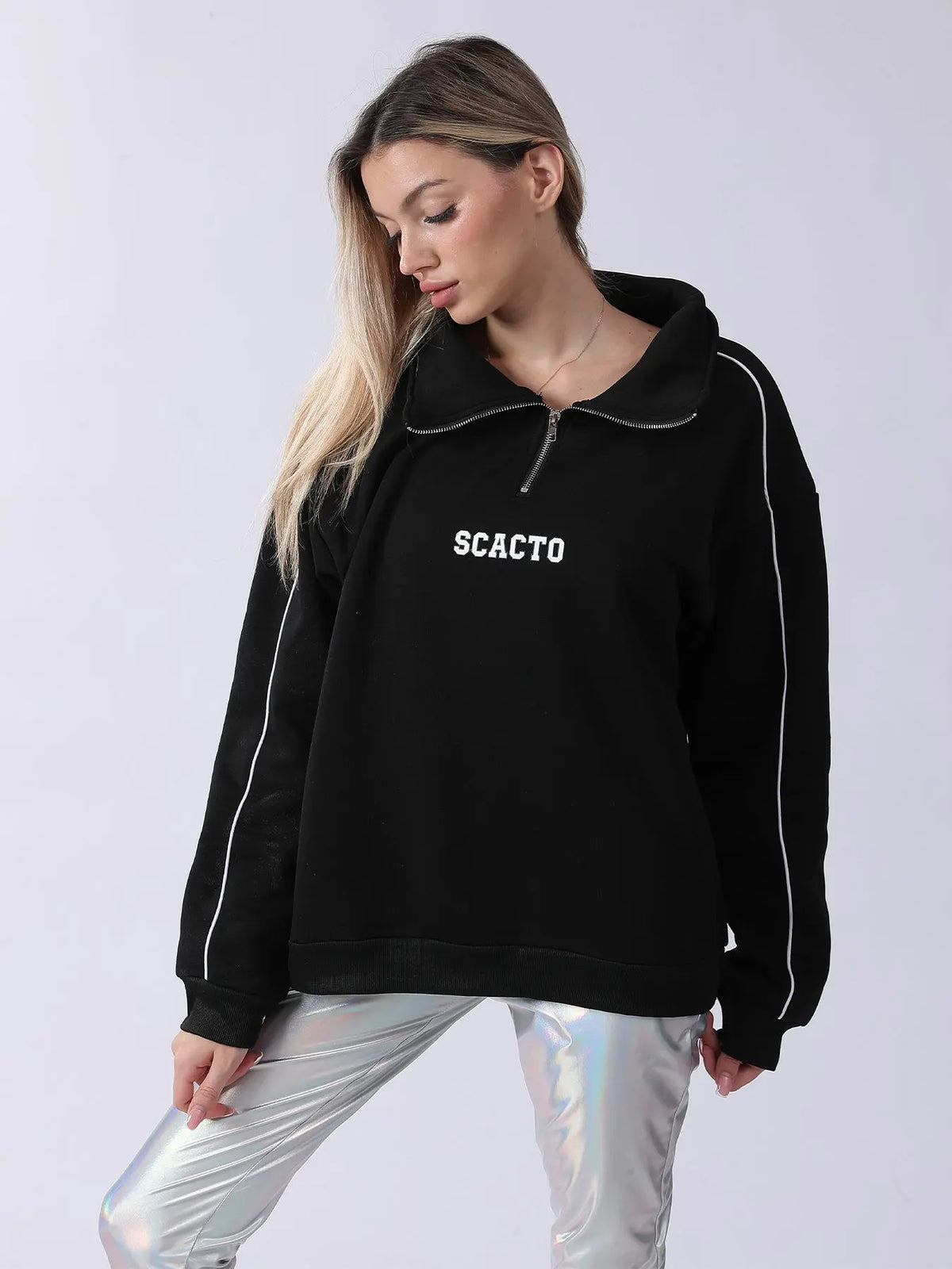 Women's Long Sleeved Sweatshirt hercurva