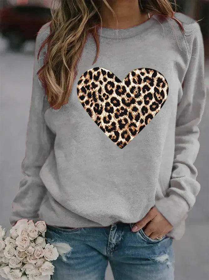 Leopard Love Printed Hoodless Plush Long Sleeve Sweater hercurva