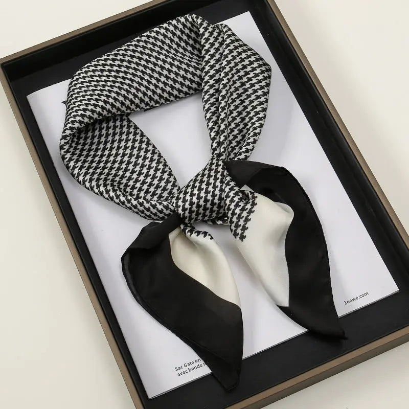 Artificial Silk Striped High-grade Korean Style Stylish Beach Arm Bag Silk Scarf hercurva