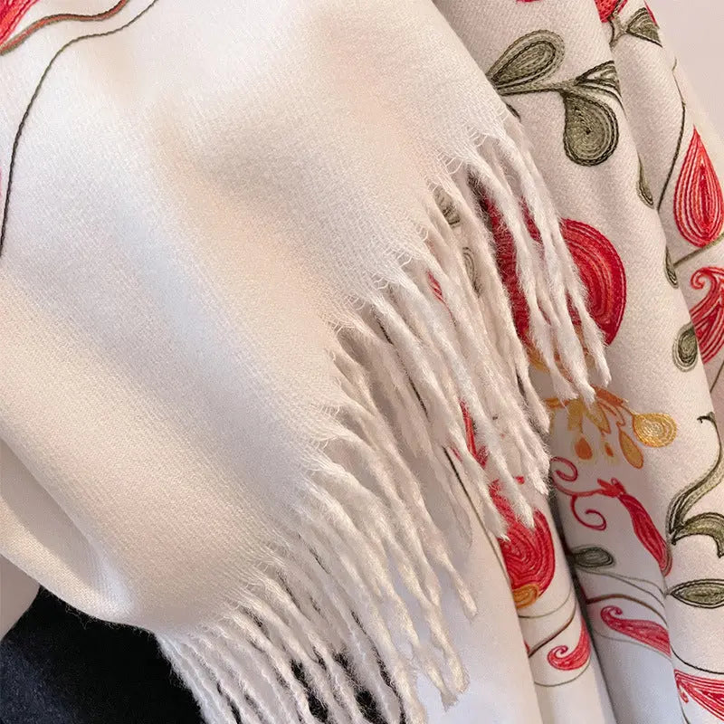 Contrast Color Pomegranate Leaf Embroidered Double-sided Shawl hercurva
