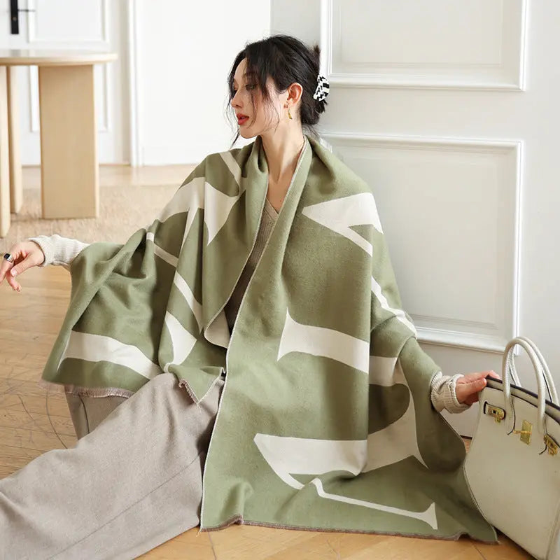 Female Versatile Fashion Thickened Warm Cashmere Scarf hercurva