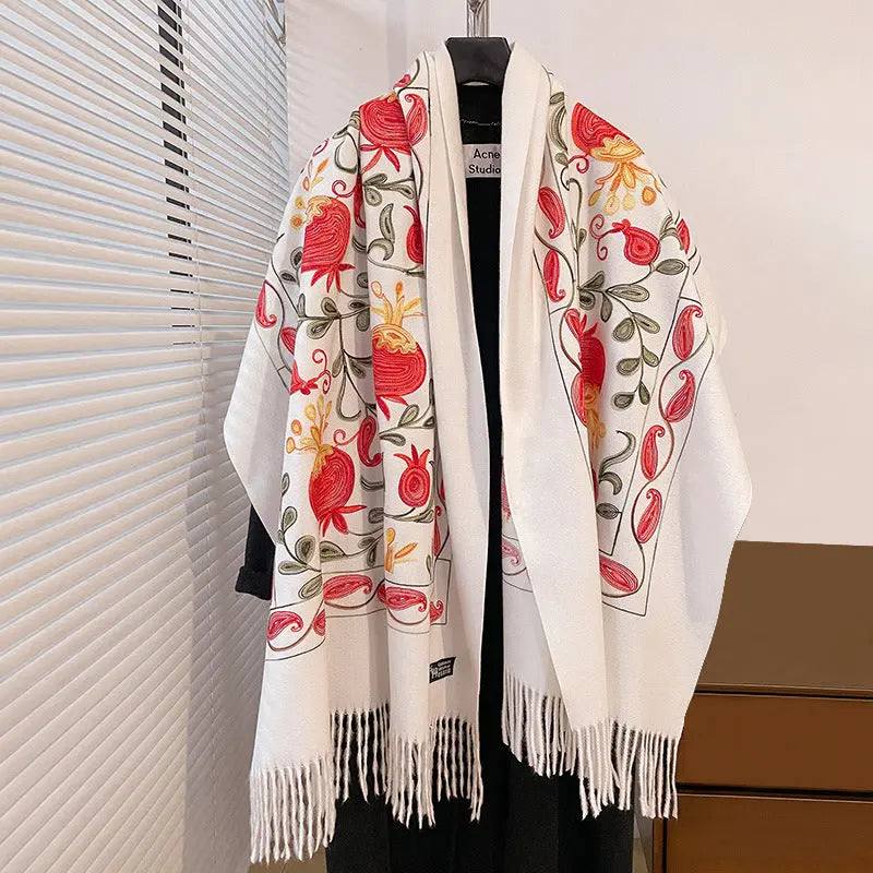Contrast Color Pomegranate Leaf Embroidered Double-sided Shawl hercurva