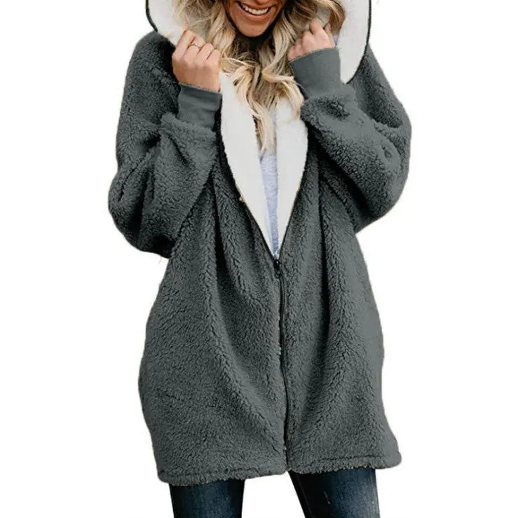 Lamb hooded sweater hercurva