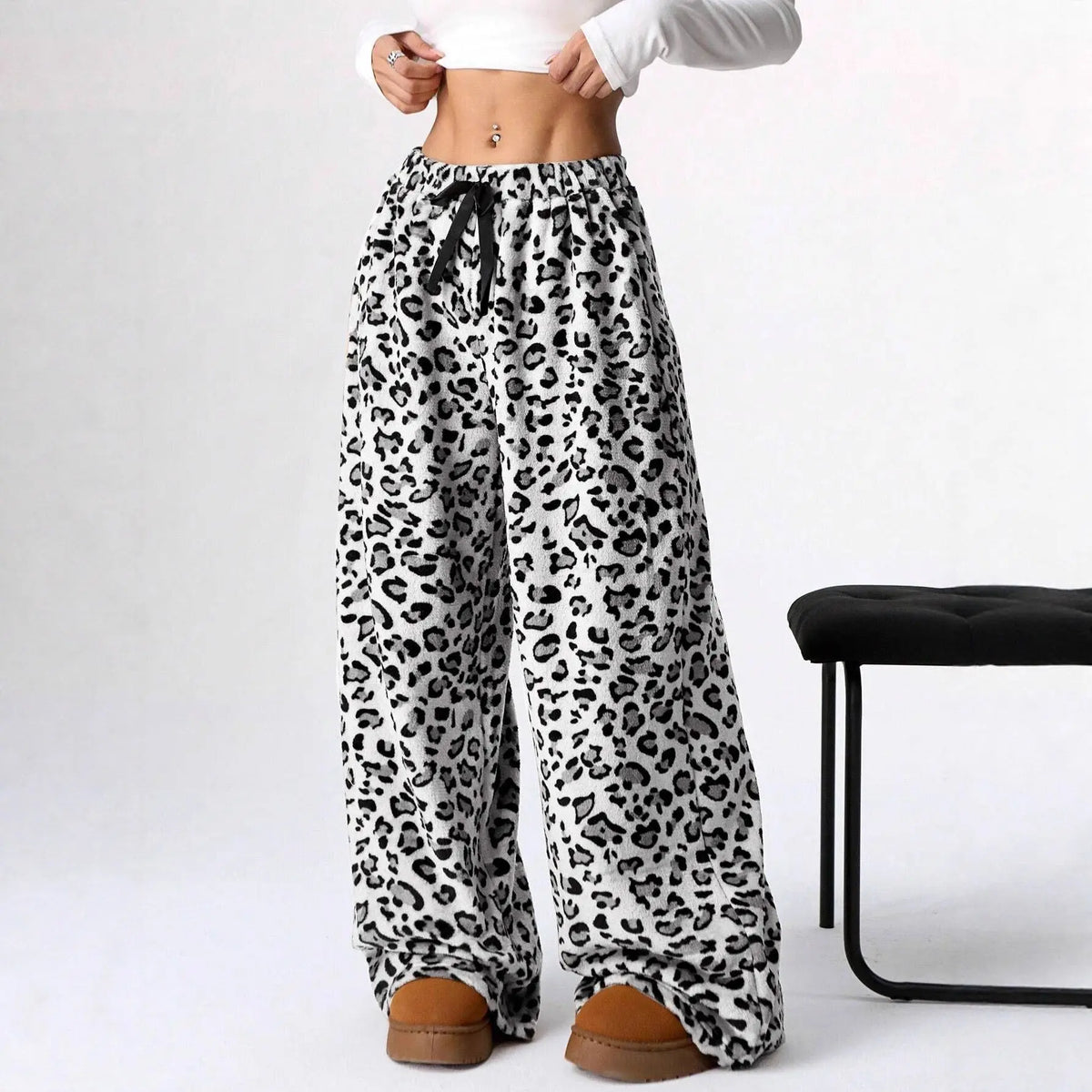 New Casual Leopard Print Lace-up Wide-leg Pants hercurva