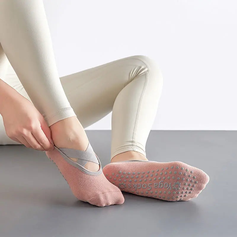 Professional Yoga Socks Women's Non-slip Short hercurva