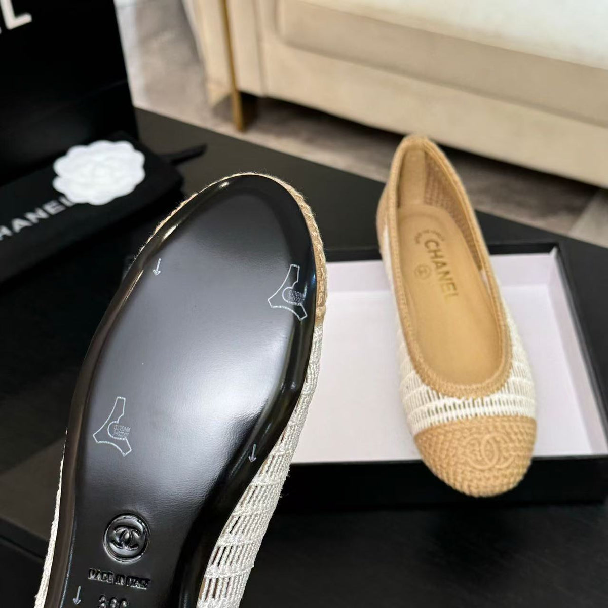 CC 25 Ballet Flat Raffia