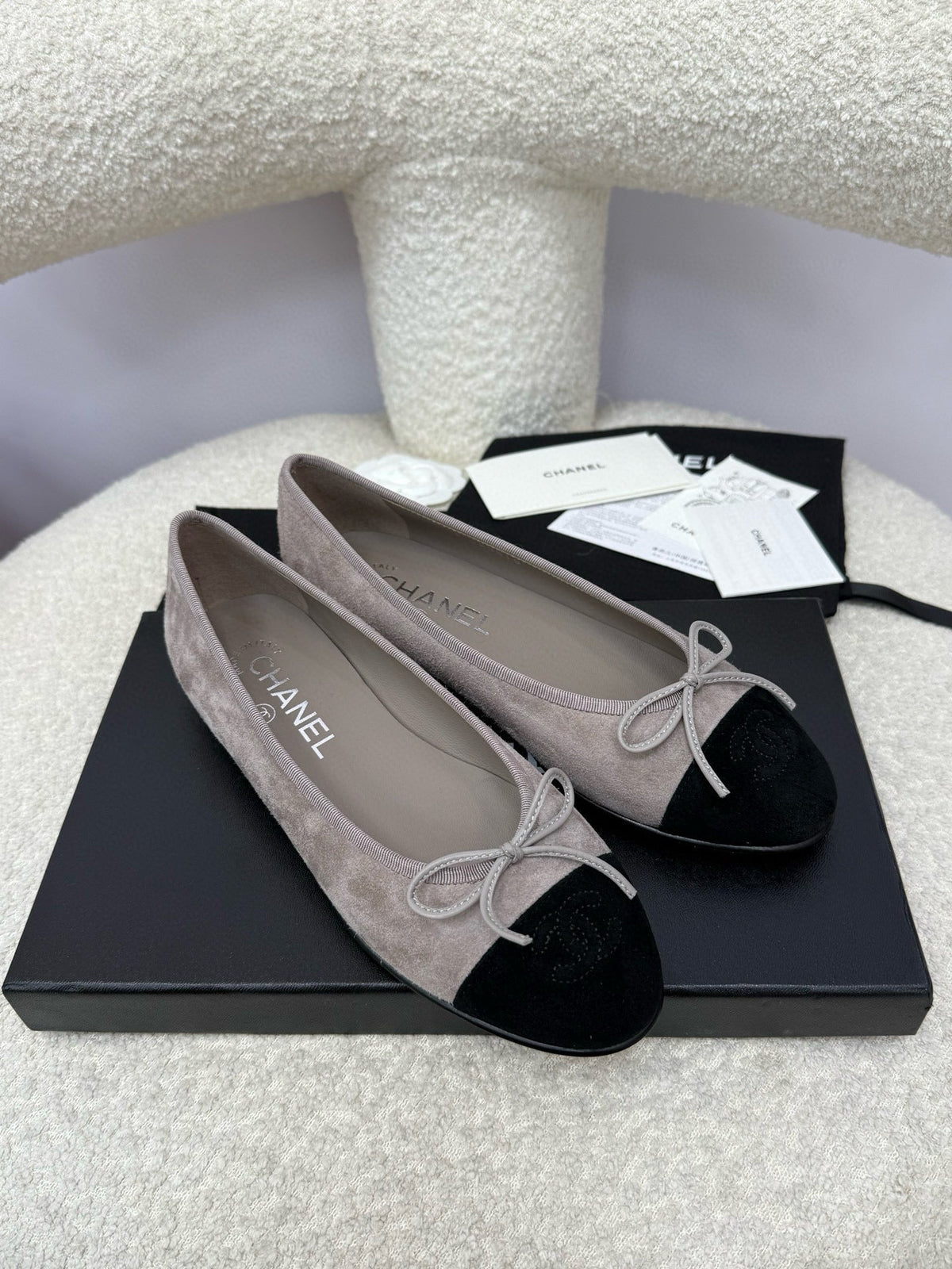 CC 25A Ballet Flat Suede