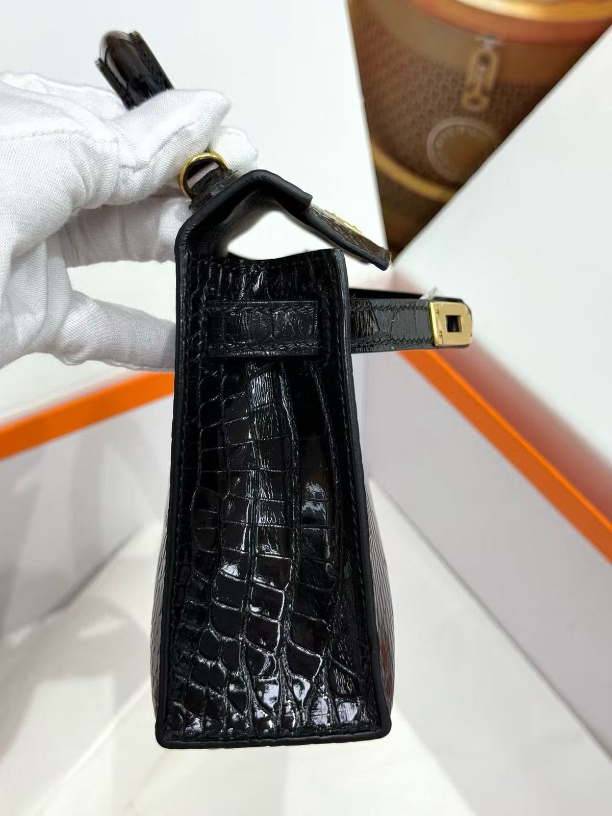 Hermès Kelly II Sellier Crocodile Embossed Black Gold Leather