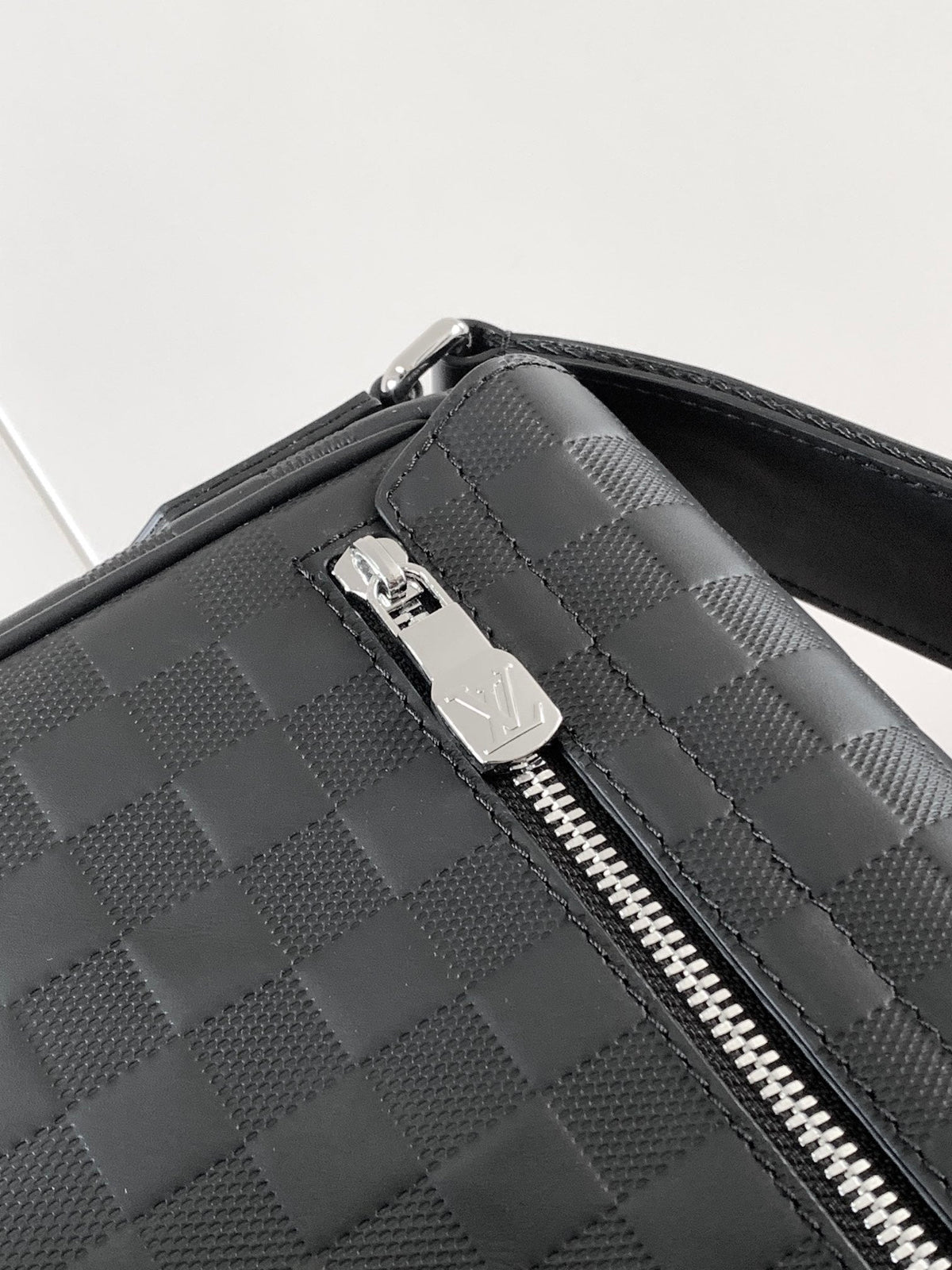 LV 2026 District PM 26cm Black Damier Infini Coated Canvas