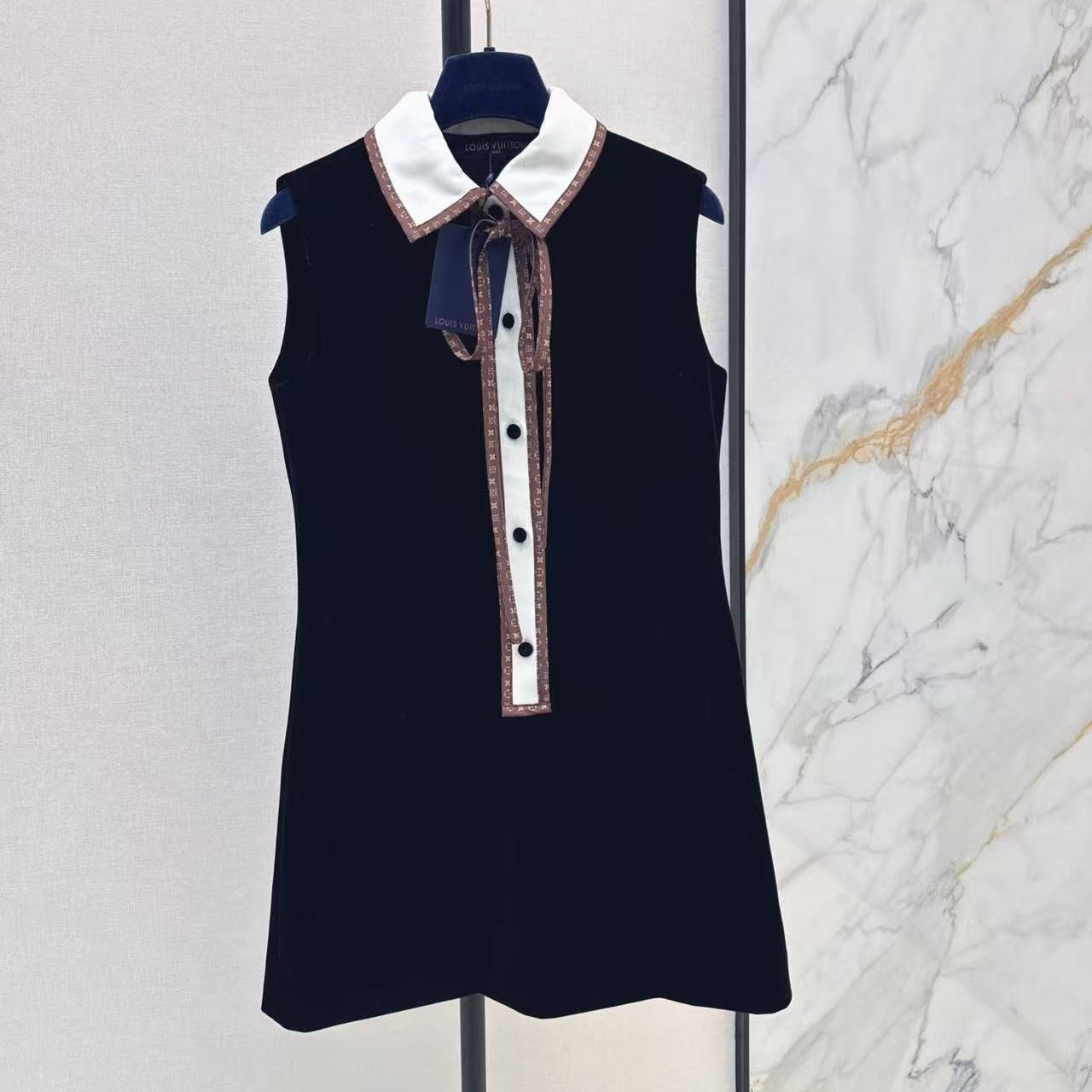 LV 2026 Monogram Bow Color-Blocked Dress Black Polyester