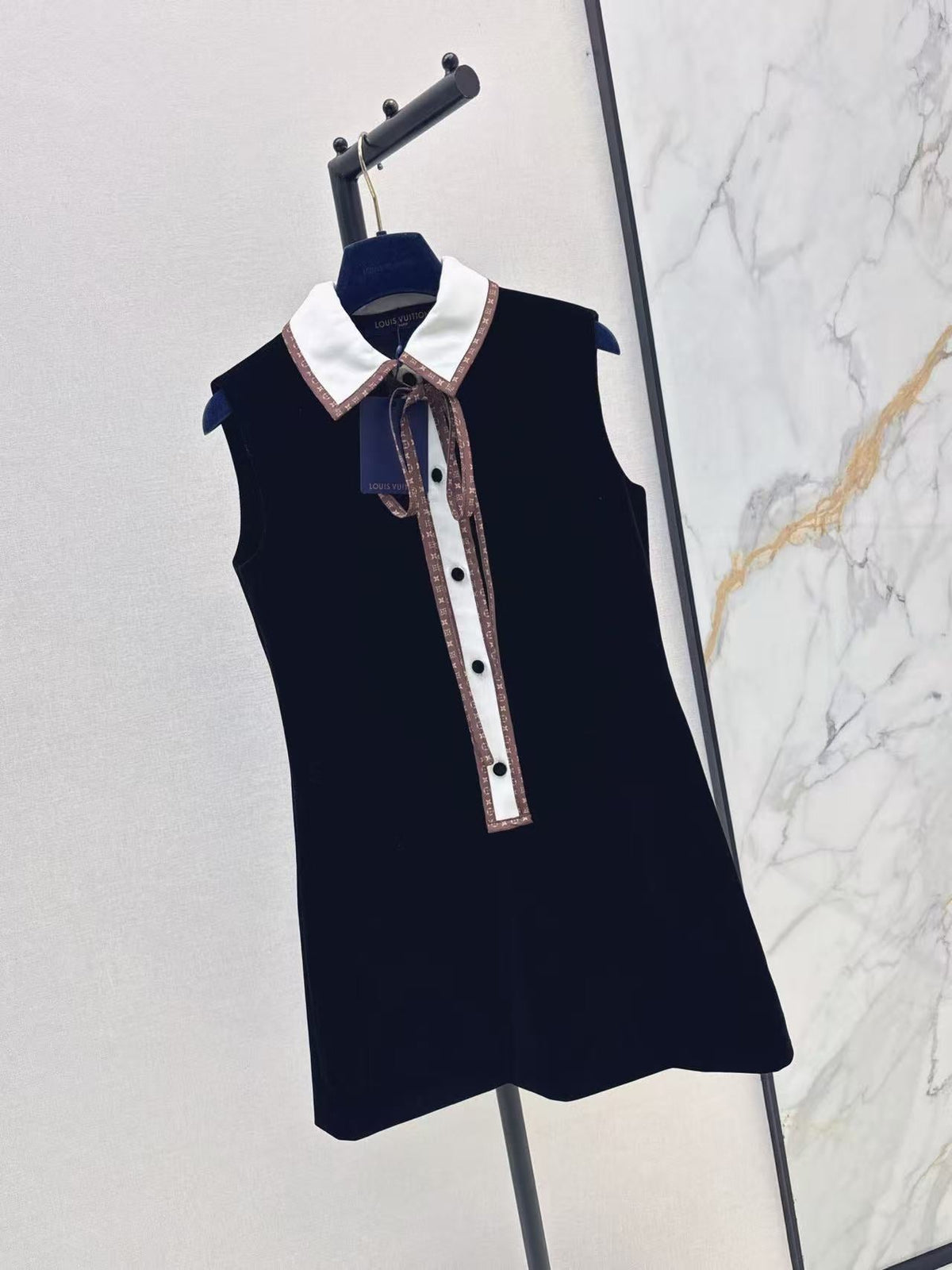 LV 2026 Monogram Bow Color-Blocked Dress Black Polyester