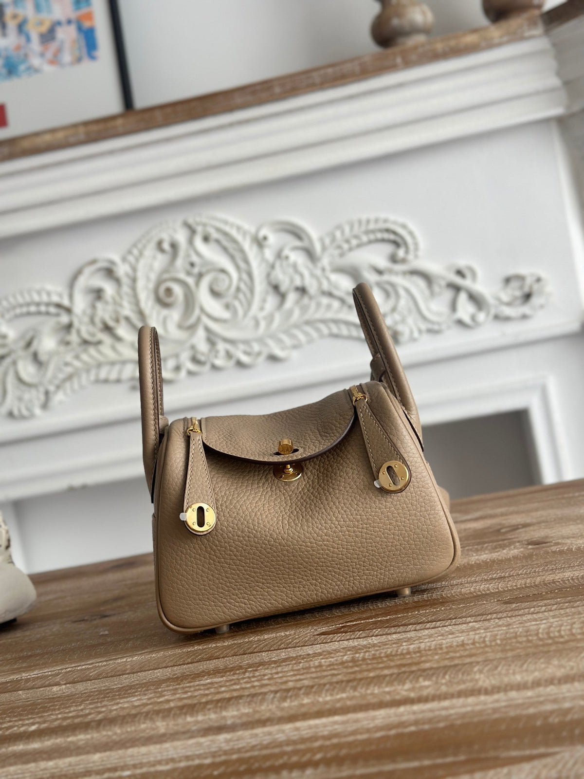 High-end Hermes 2026 Lindy Bag 19cm Togo Leather 3